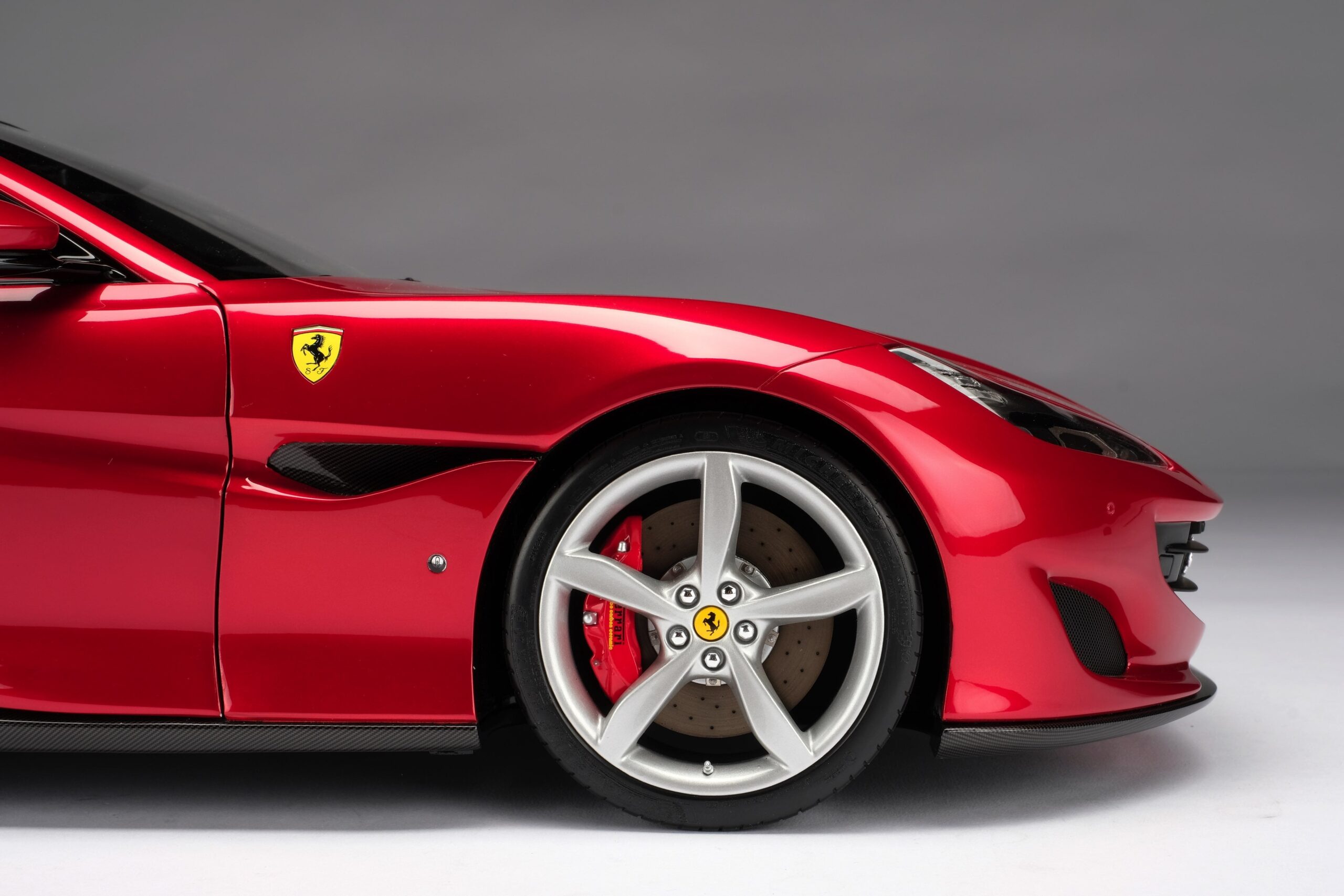 Amalgam Ferrari Portofino (2017) - Grün | 1:8 - 画像15