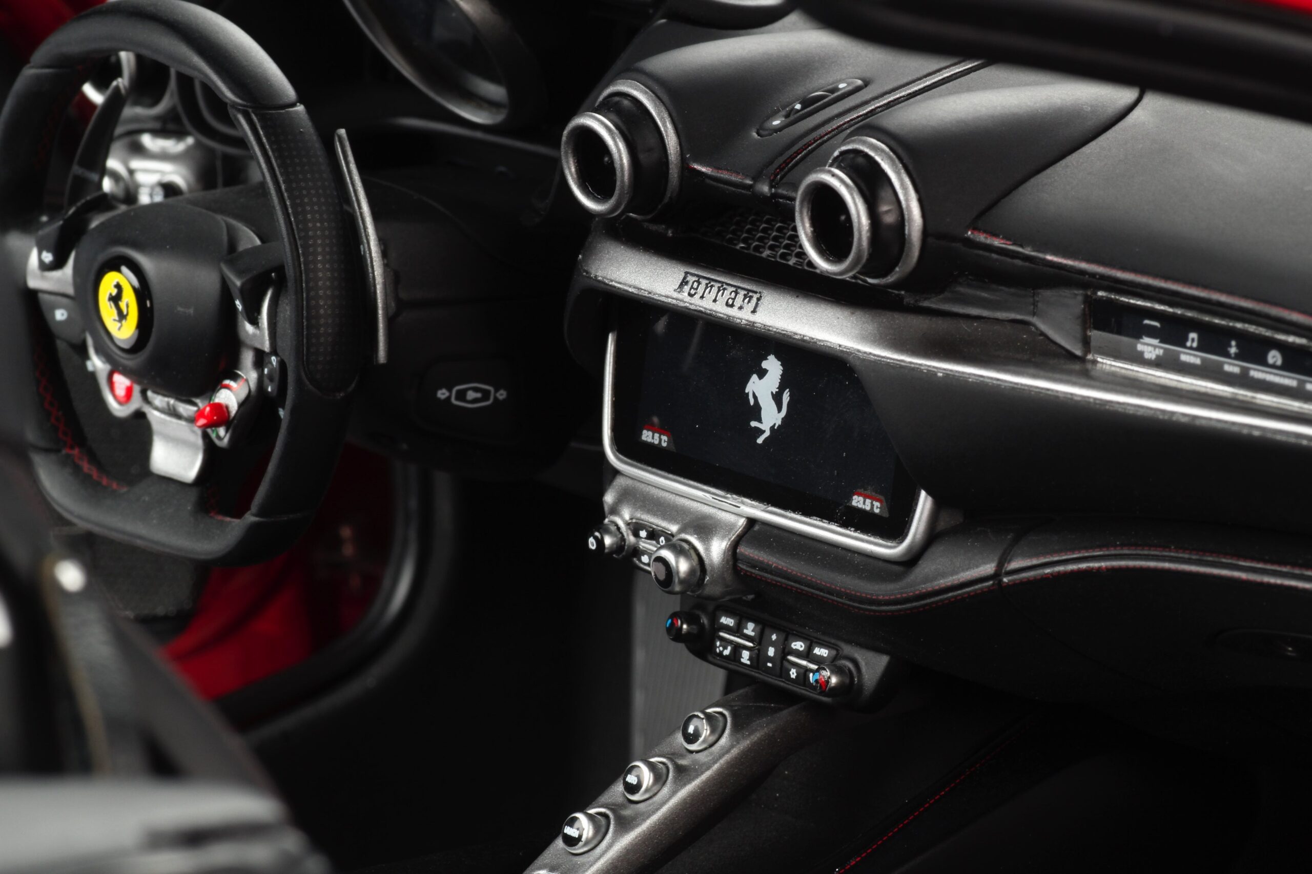 Amalgam Ferrari Portofino (2017) - Grün | 1:8 - 画像21