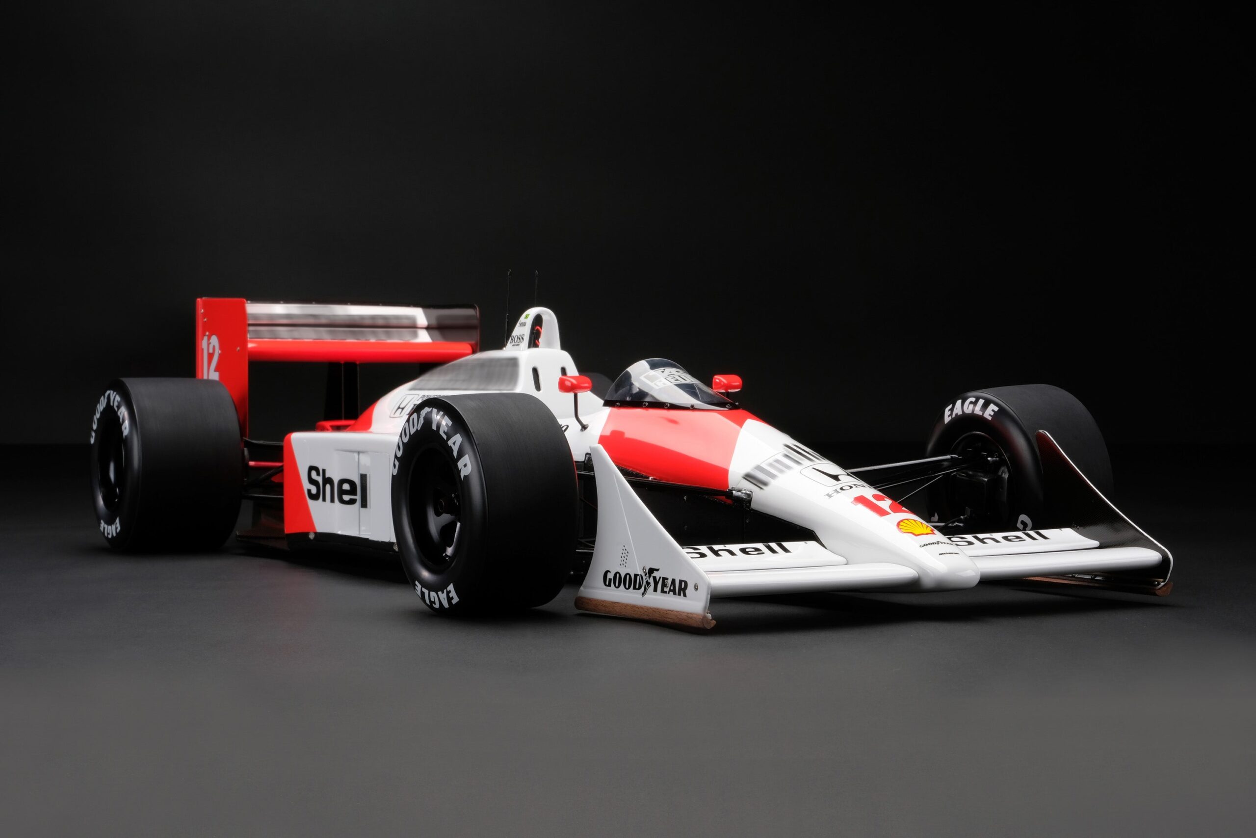 Amalgam McLaren MP4/4 1988 Grand Prix du Japon - Argent | 1:8