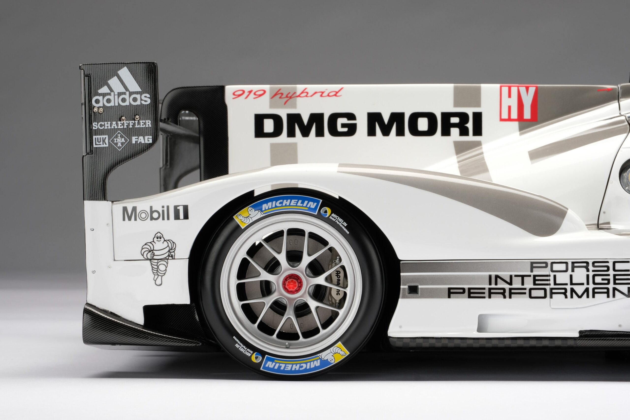 Amalgam Porsche 919 Hybrid 2014 Le Mans - Blau | 1:8 - Image 17