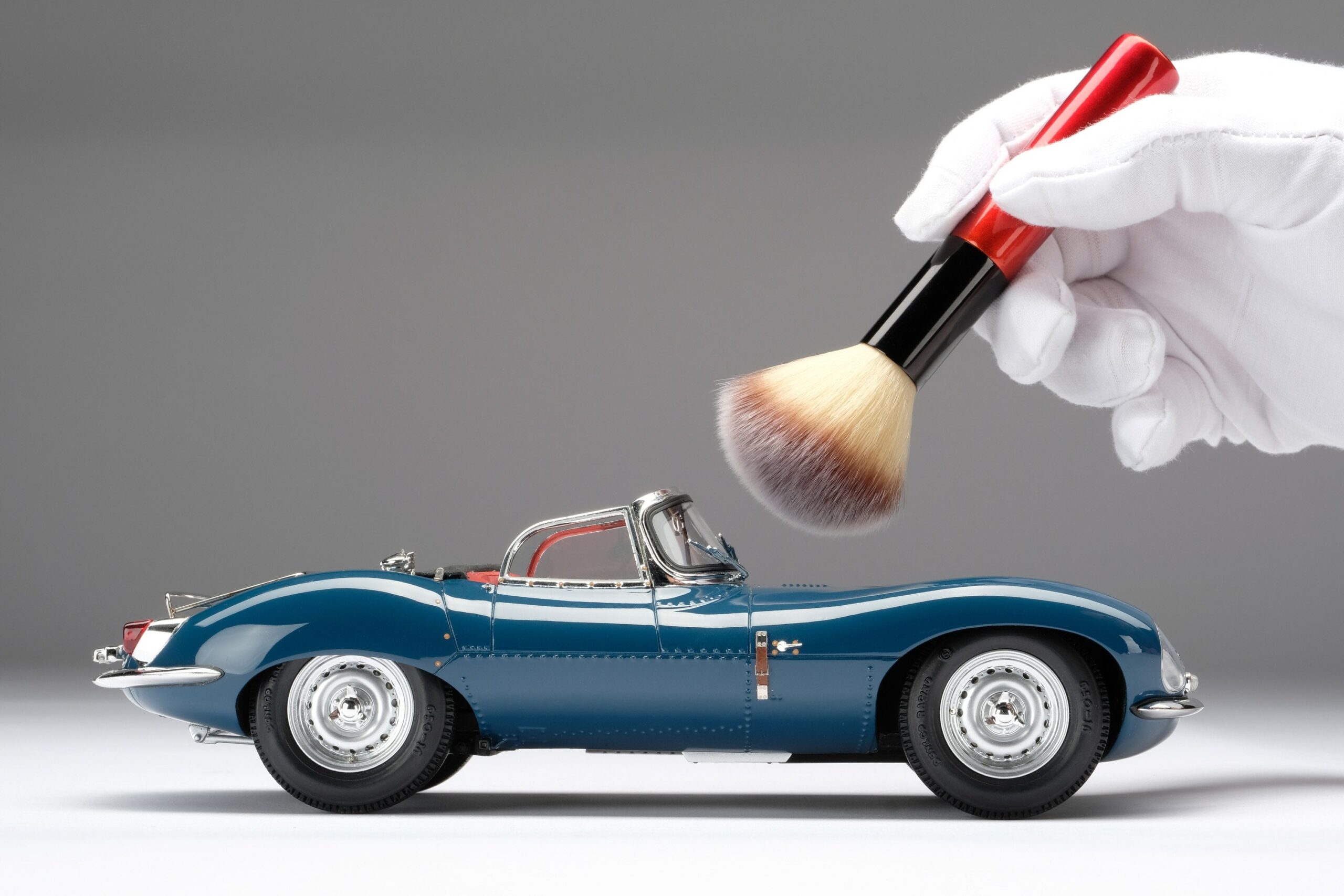 Amalgam Jaguar XKSS - Blau | 1:18 – Bild 3