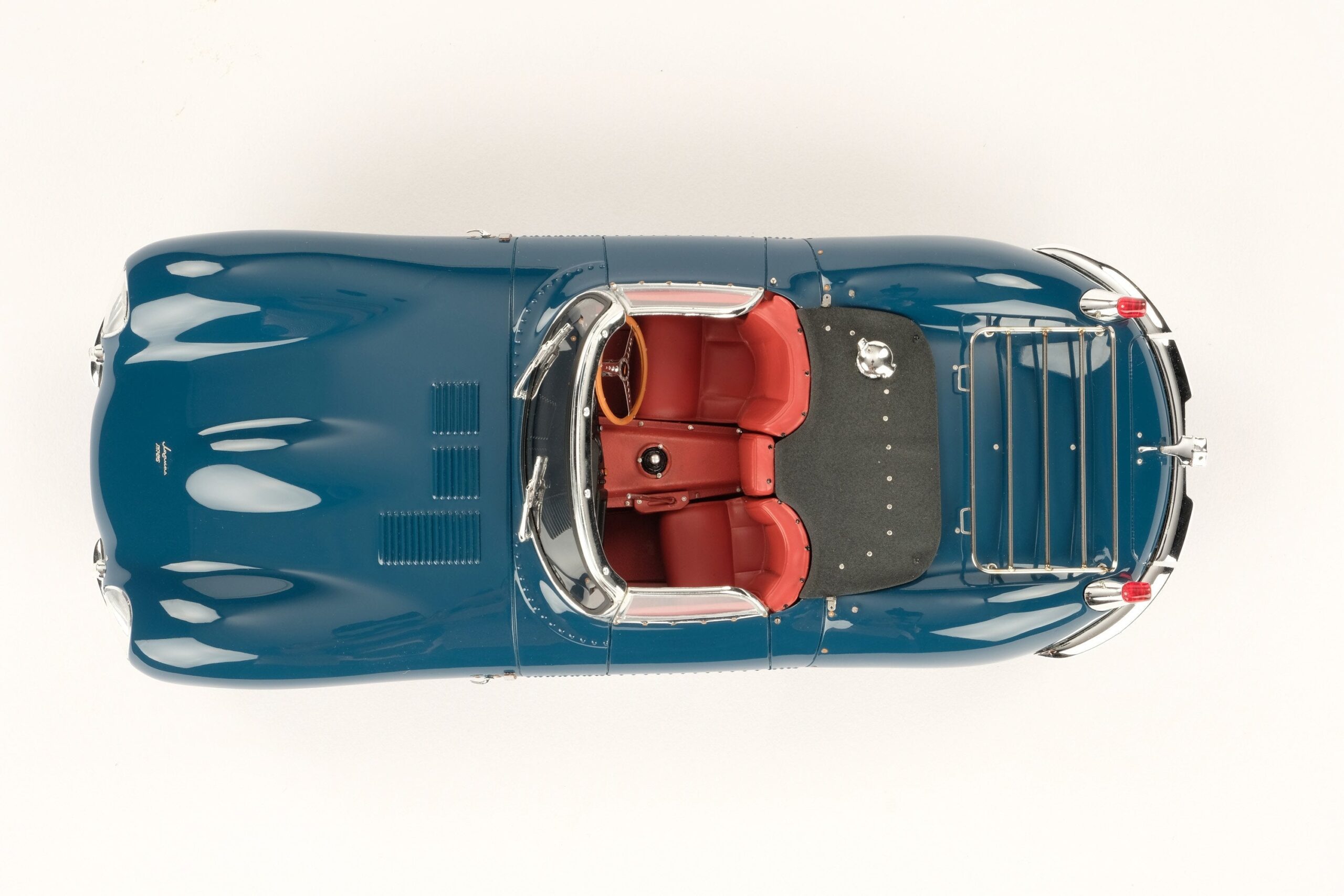Amalgam Jaguar XKSS - Blau | 1:18 – Bild 6