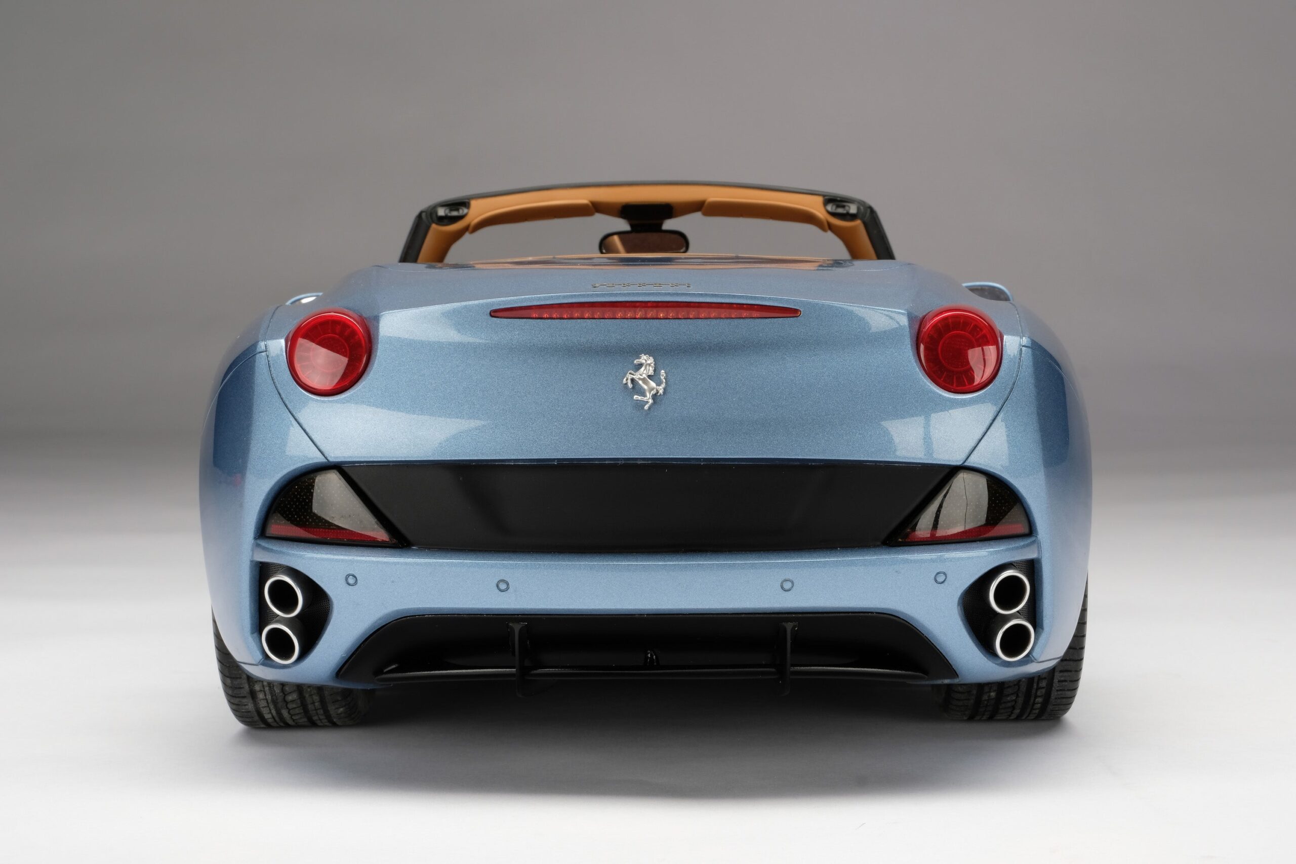 Amalgam Ferrari California (2008) - Rot, Blau | 1:8 - 画像38