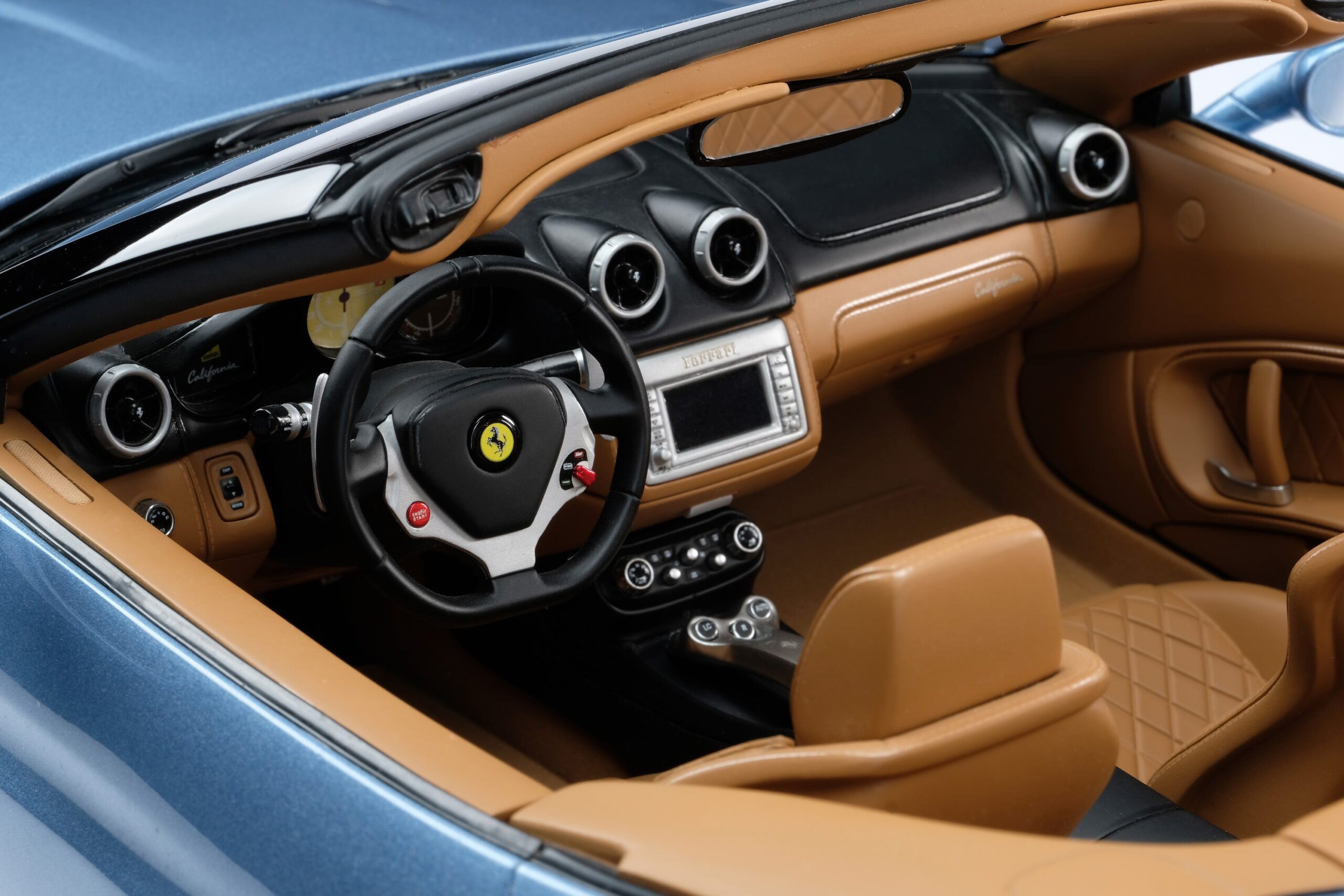 Amalgam Ferrari California (2008) - Rot, Blau | 1:8 - 画像43