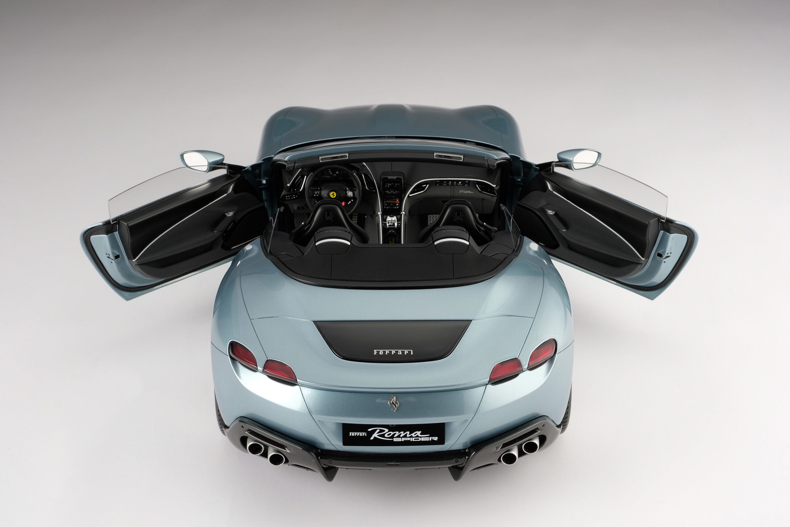 Amalgam Ferrari Roma Spider - Hellblau | 1:8 - Image 6