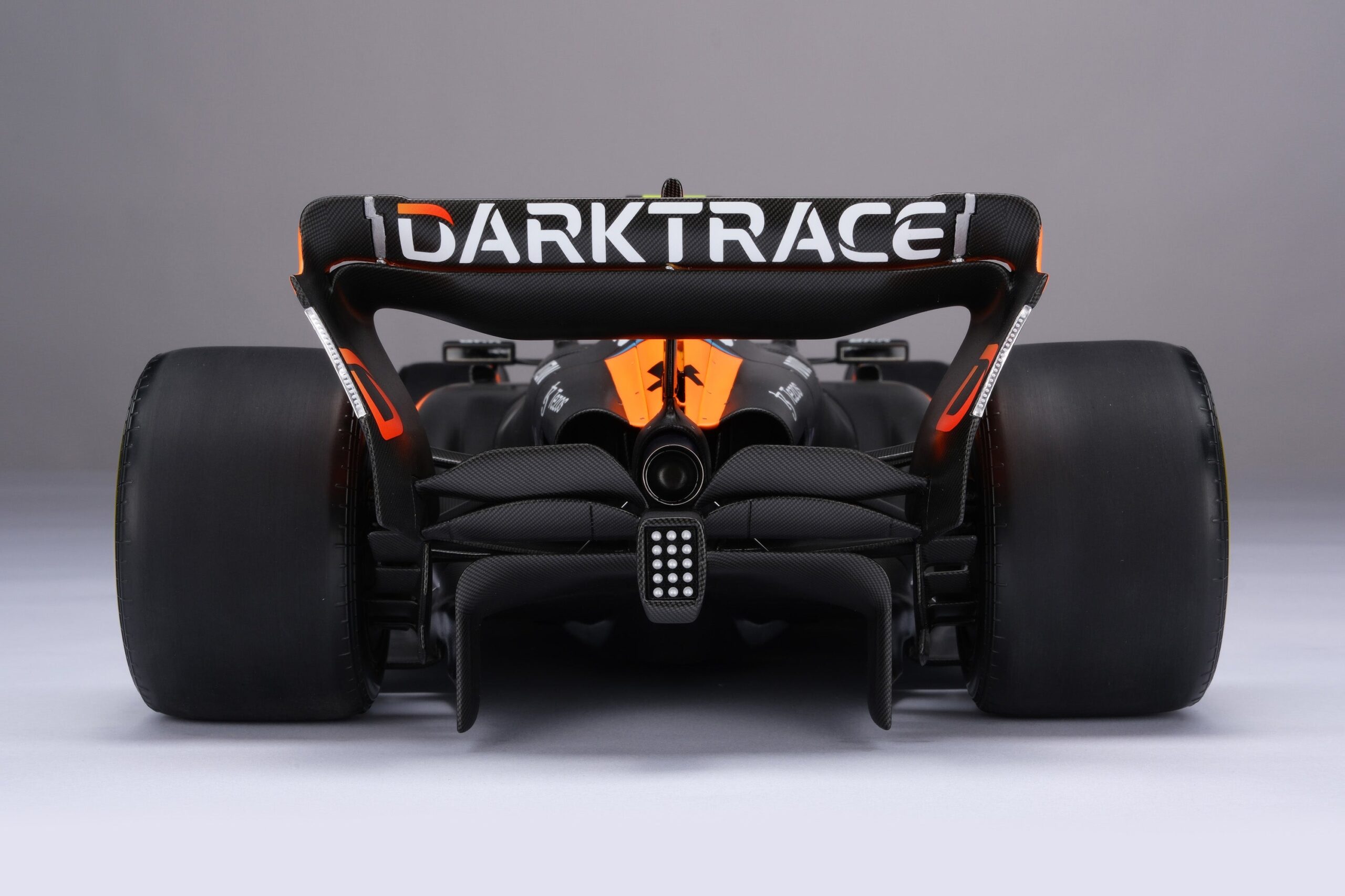 Amalgam McLaren MCL60 2023 Hungary Grand Prix Lando Norris | 1:8 - Image 9