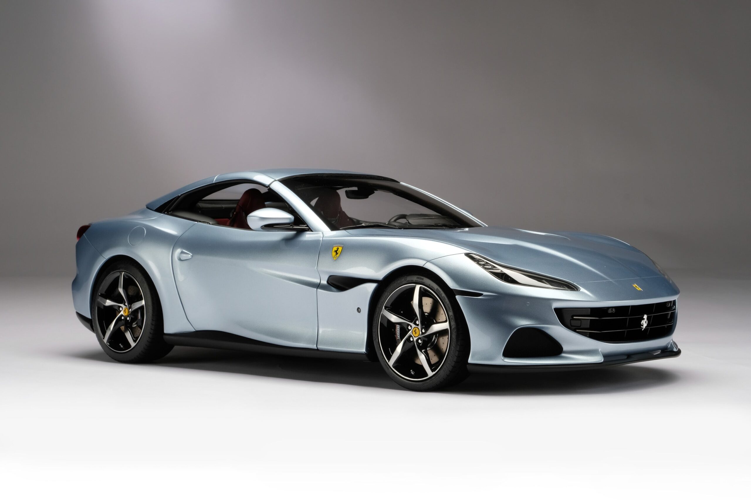 Amalgam Ferrari Portofino M (2020) | 1:8 – Bild 8