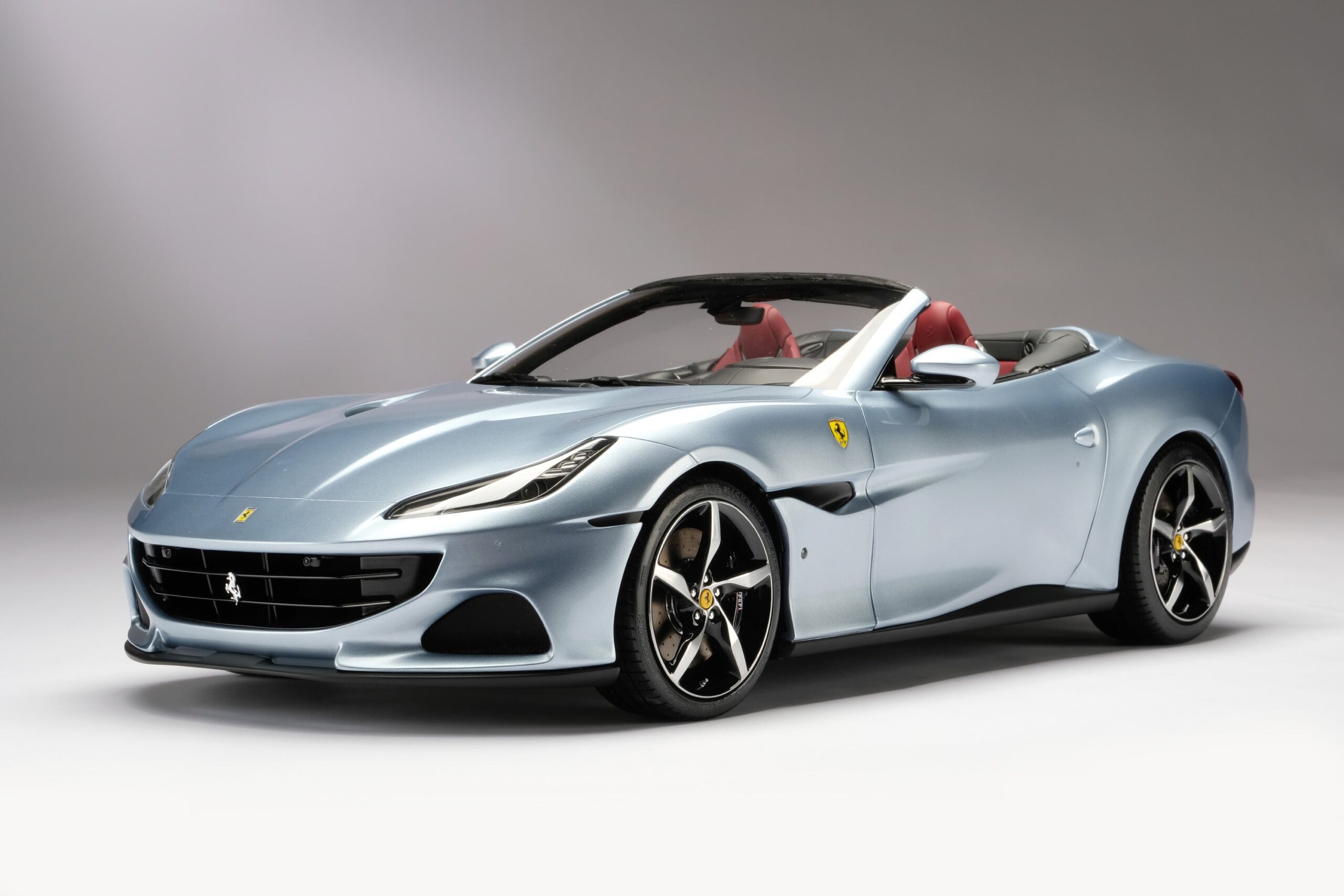 Amalgam Ferrari Portofino M (2020) | 1:8 – Bild 10