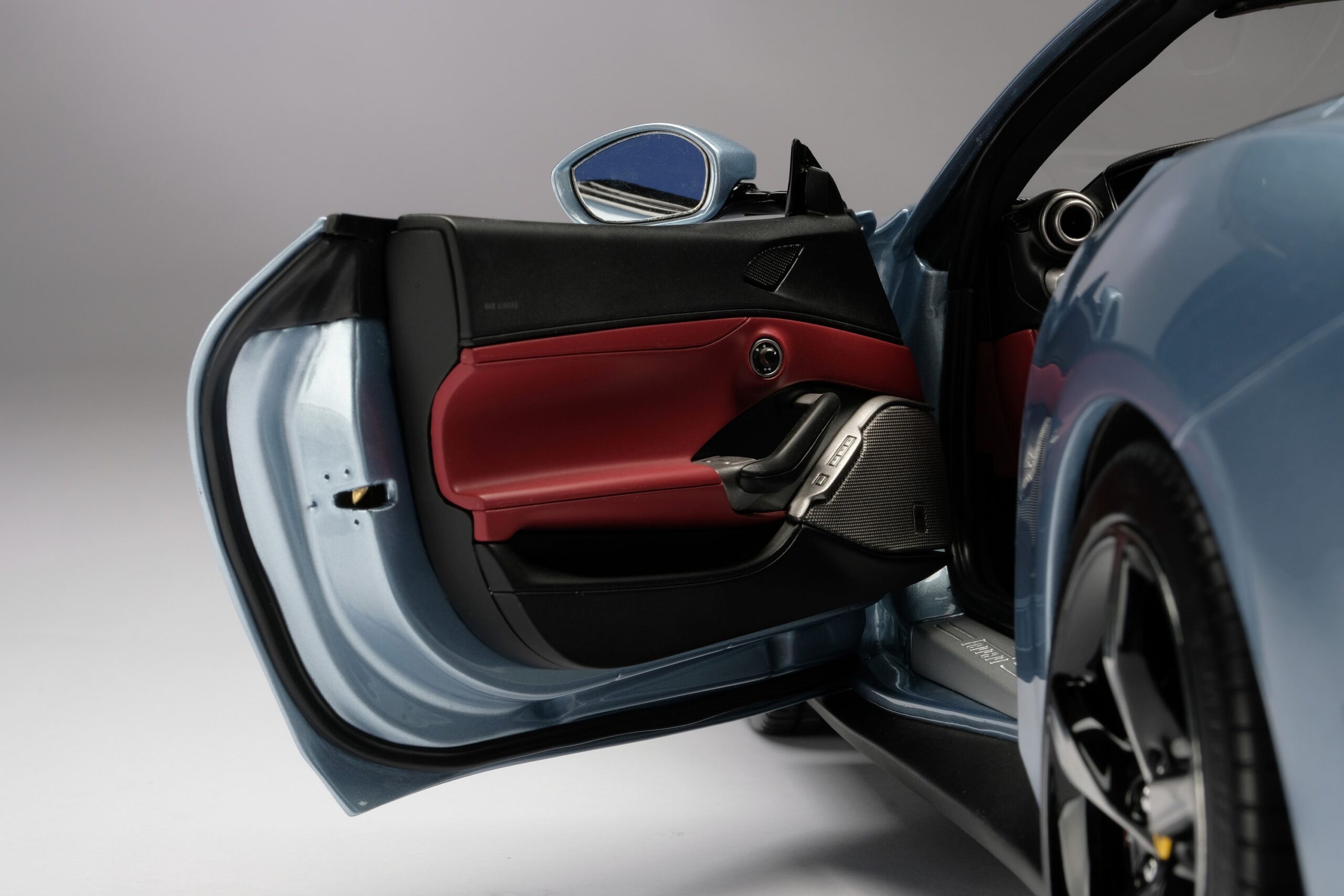 Amalgam Ferrari Portofino M (2020) | 1:8 – Bild 14