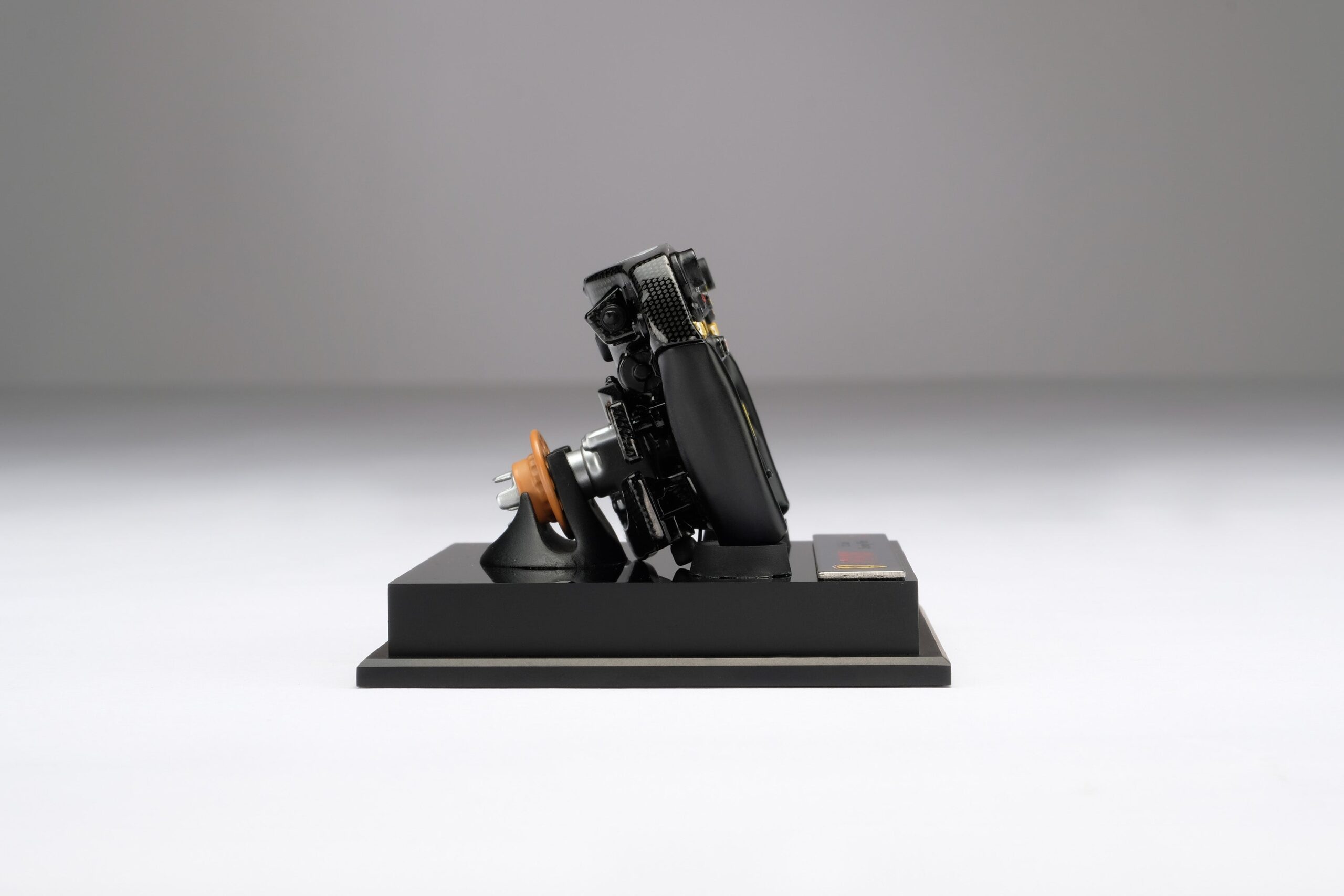 Amalgam Ferrari F1-75 Lenkrad (2022) | 1:4 - Imagen 8