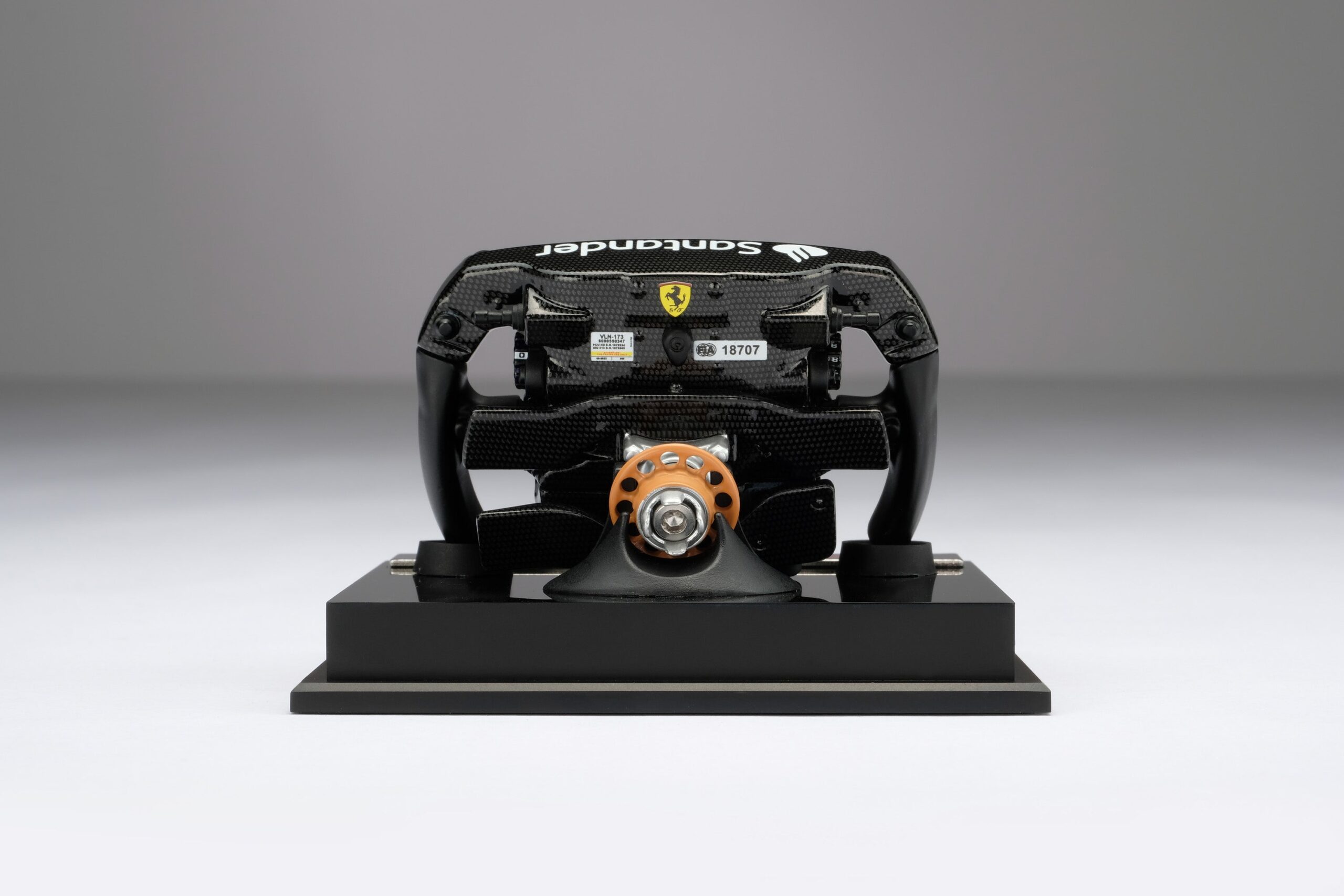 Amalgam Ferrari F1-75 Lenkrad (2022) | 1:4 - Imagen 10