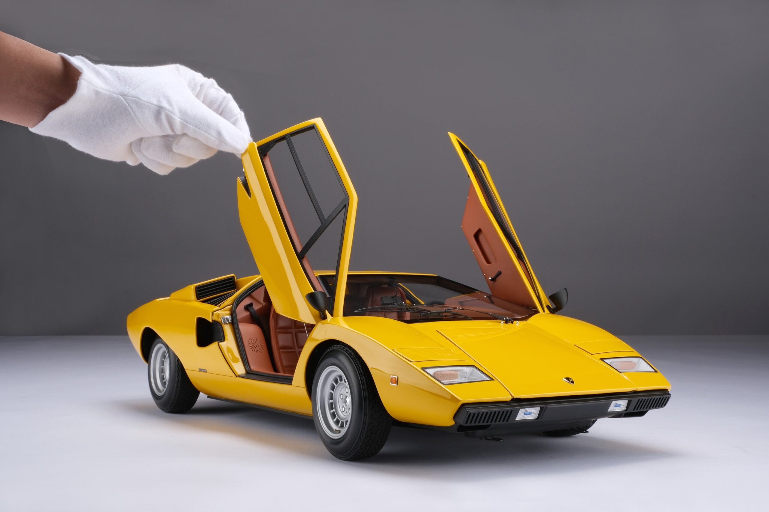Amalgam Lamborghini Countach LP400 (1974) | 1:8 - Imagen 6