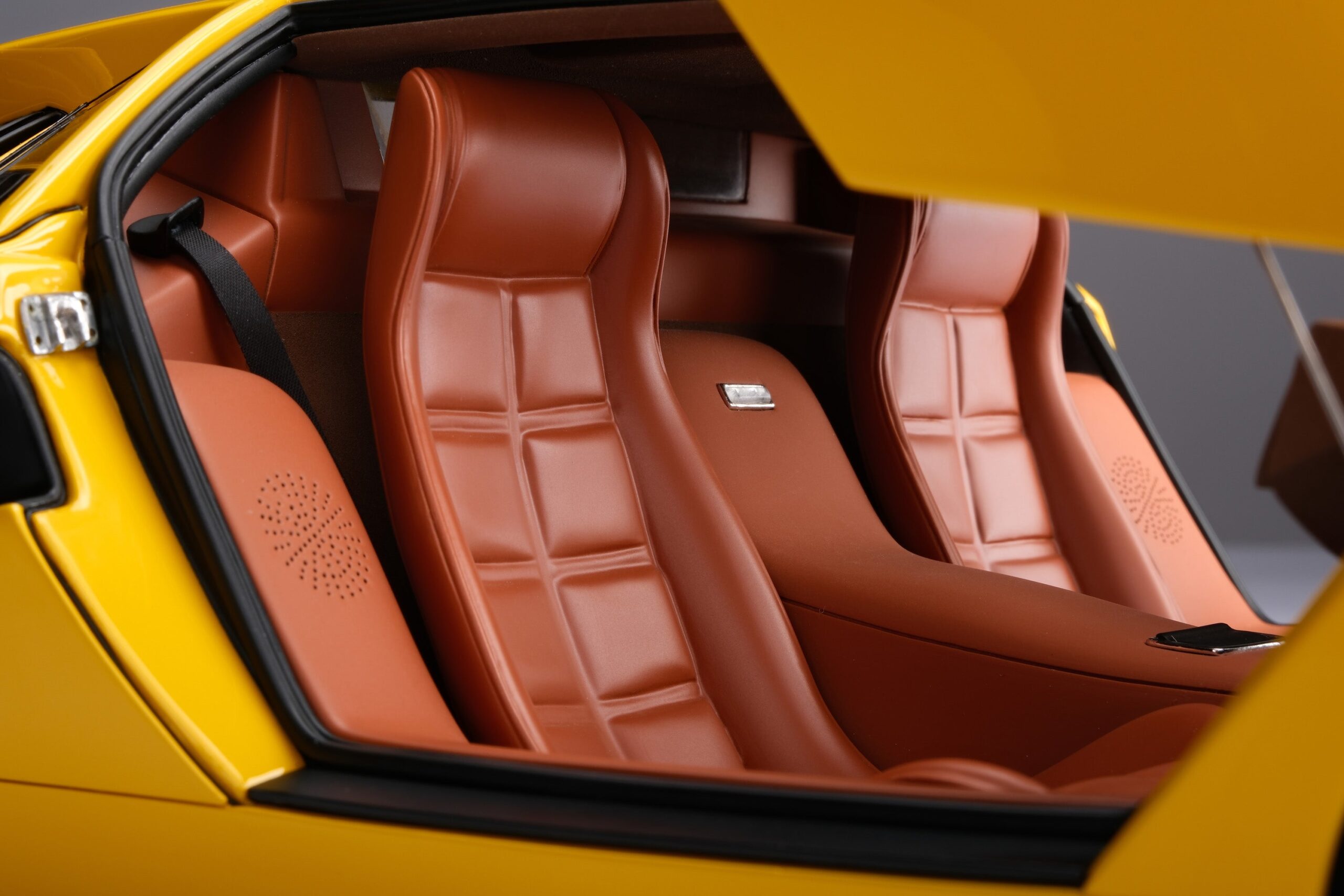 Amalgam Lamborghini Countach LP400 (1974) | 1:8 - Imagen 8