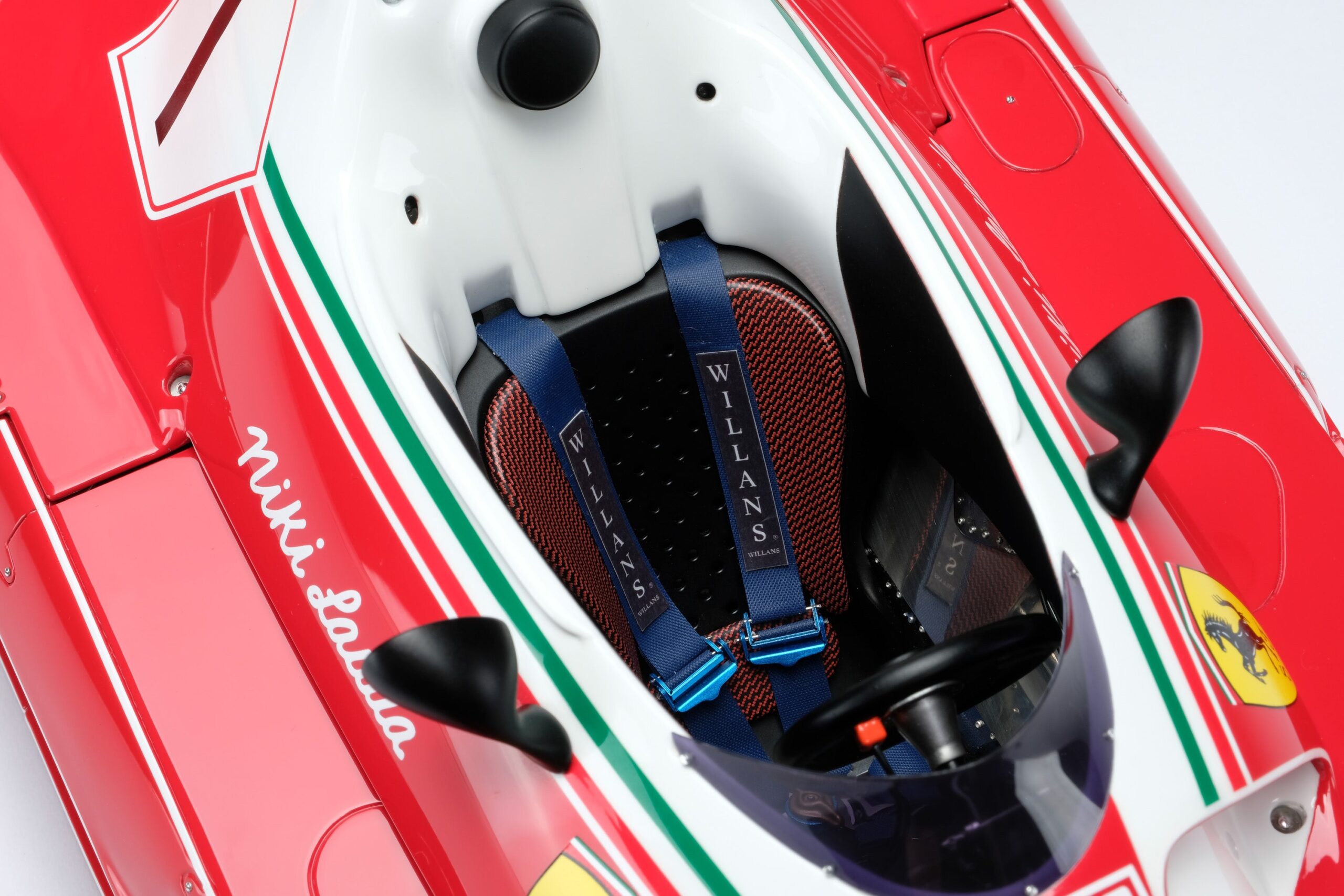Amalgam Ferrari 312 T2 (1976) Niki Lauda - Rot | 1:8 – Bild 16