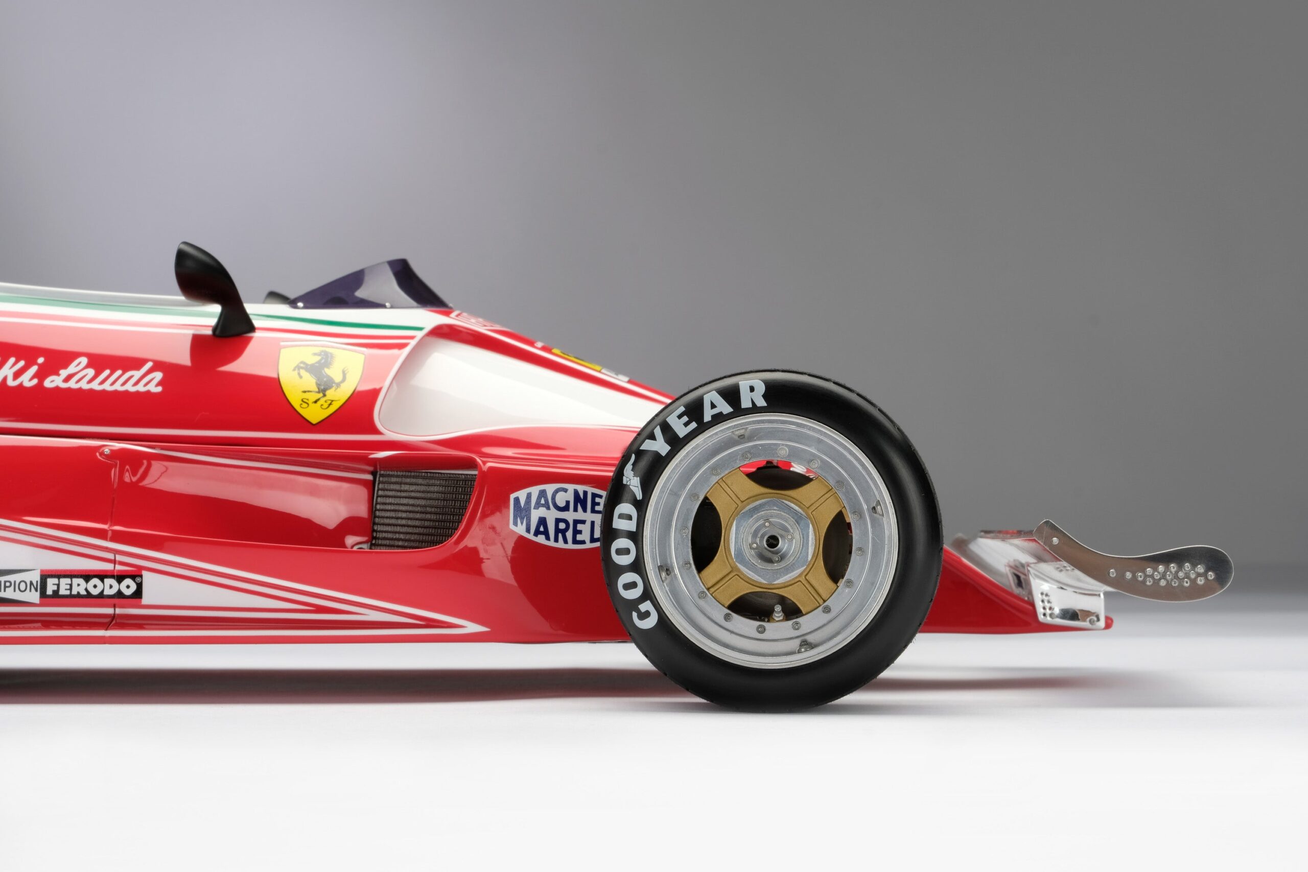 Amalgam Ferrari 312 T2 (1976) Niki Lauda - Rot | 1:8 – Bild 17