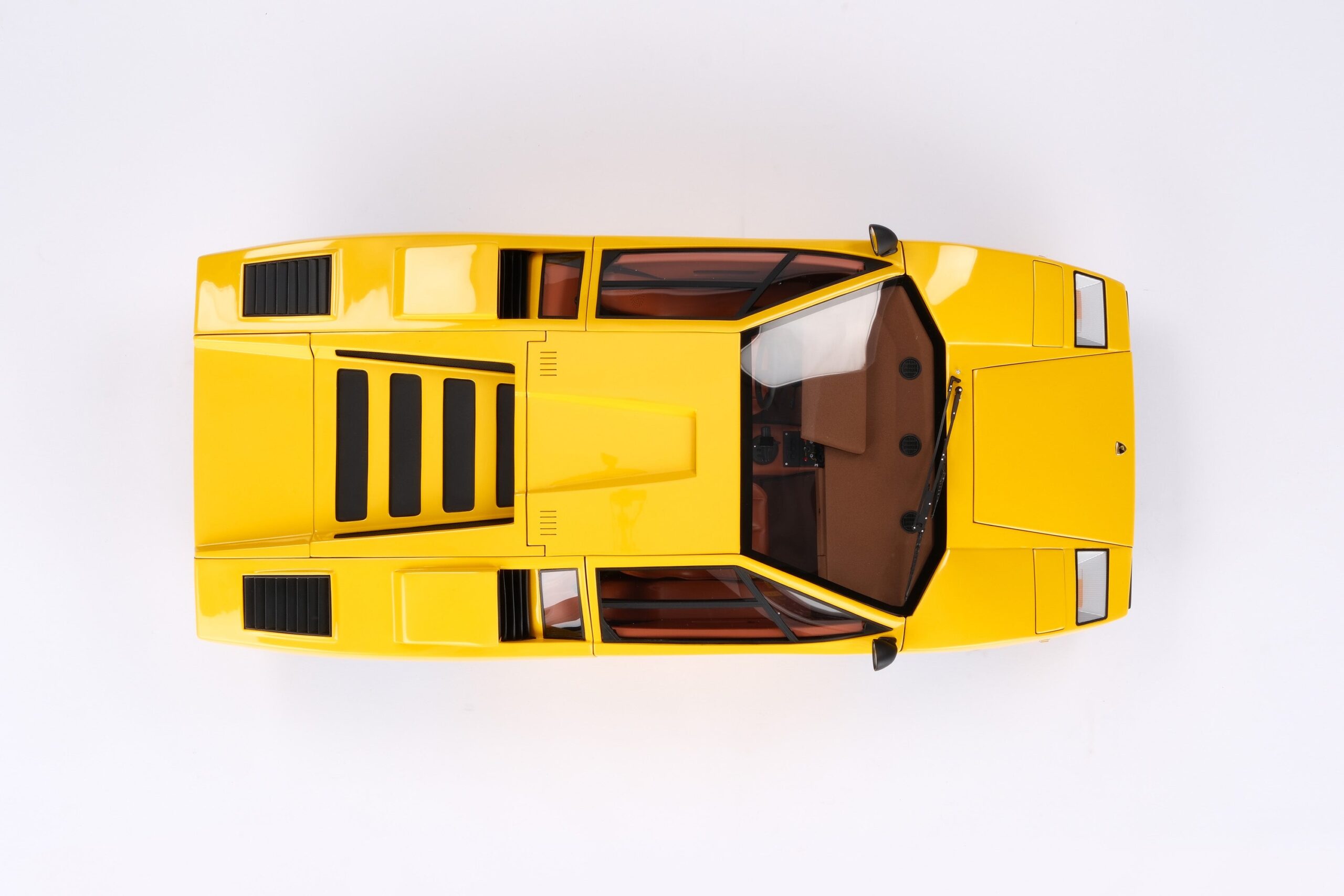 Amalgam Lamborghini Countach LP400 (1974) | 1:8 - Imagen 19
