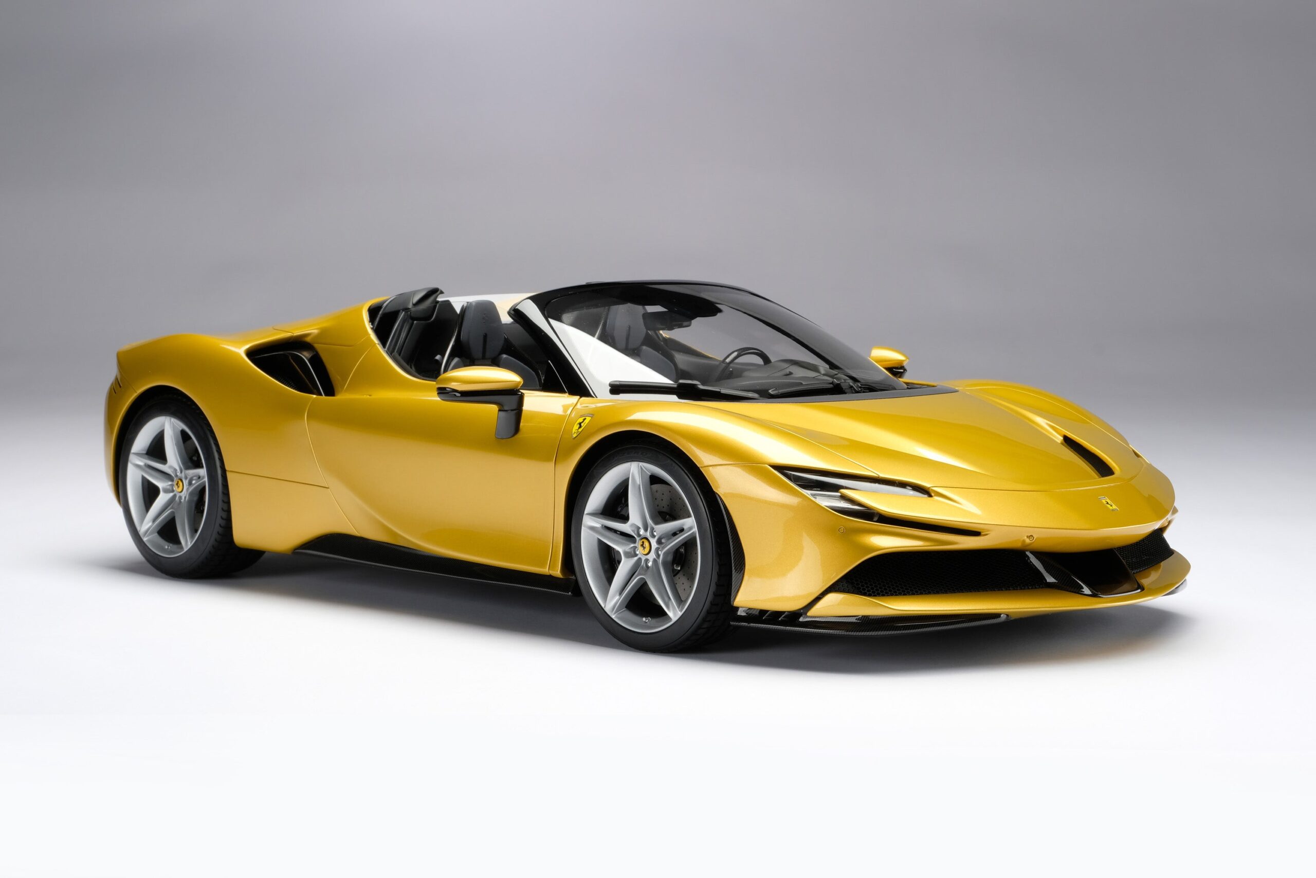 Amalgam Ferrari SF90 Spider (2020) | 1:8
