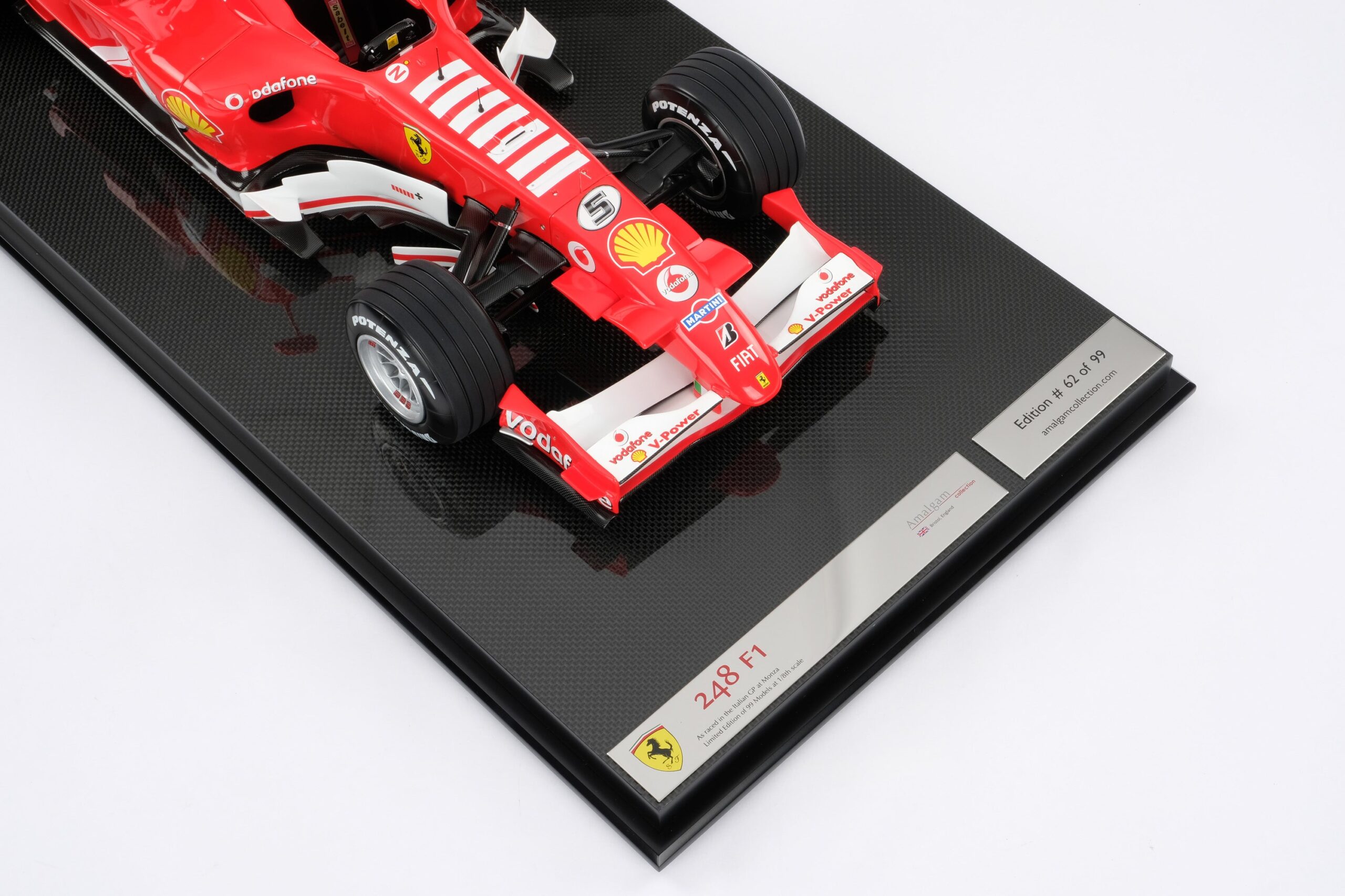 Amalgam Ferrari 248 F1 2006 Italian Grand Prix - Schumacher - Rot | 1:8 – Bild 19