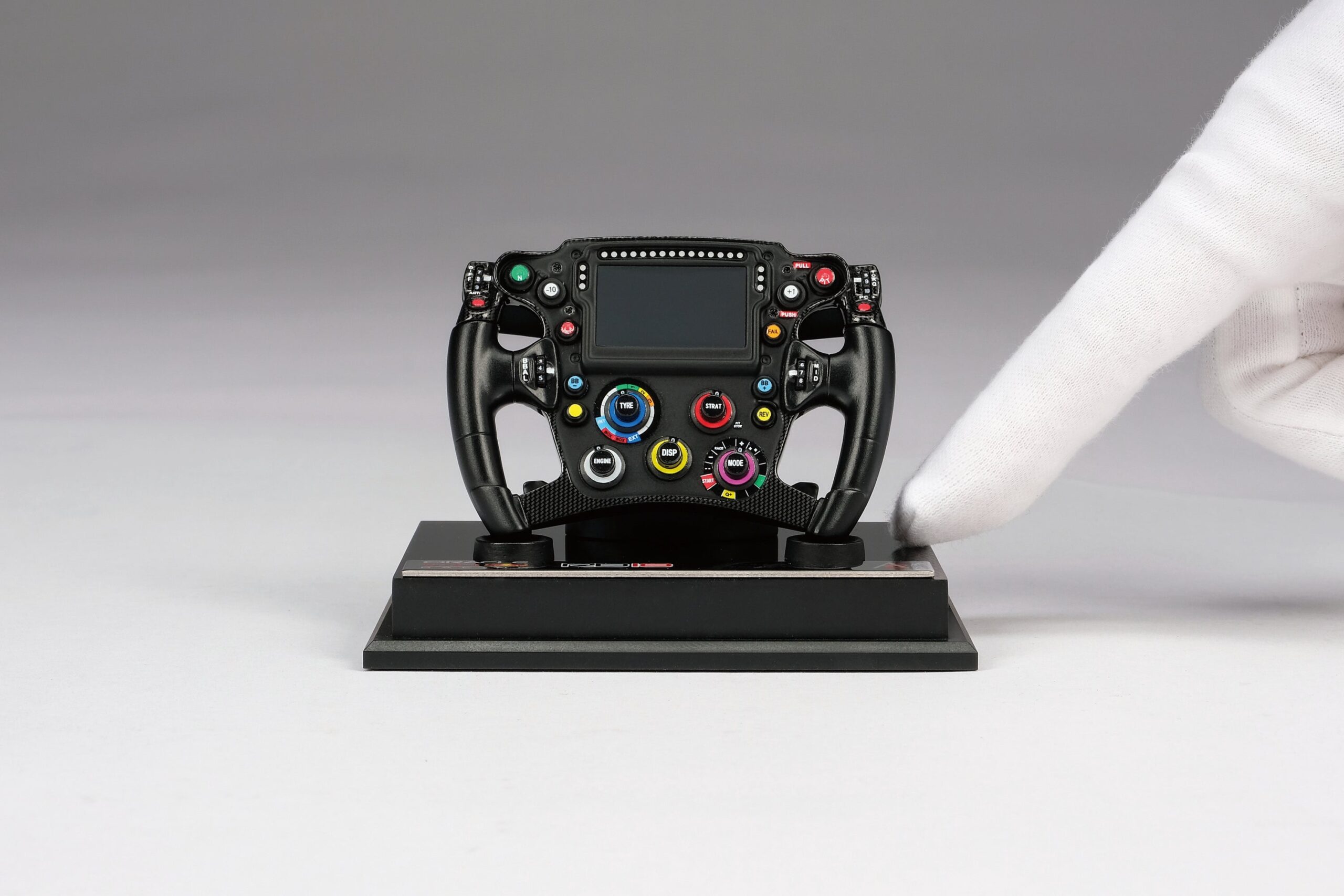 Amalgam Oracle Red Bull Racing RB18 Lenkrad (2022) | 1:4 - Imagen 4