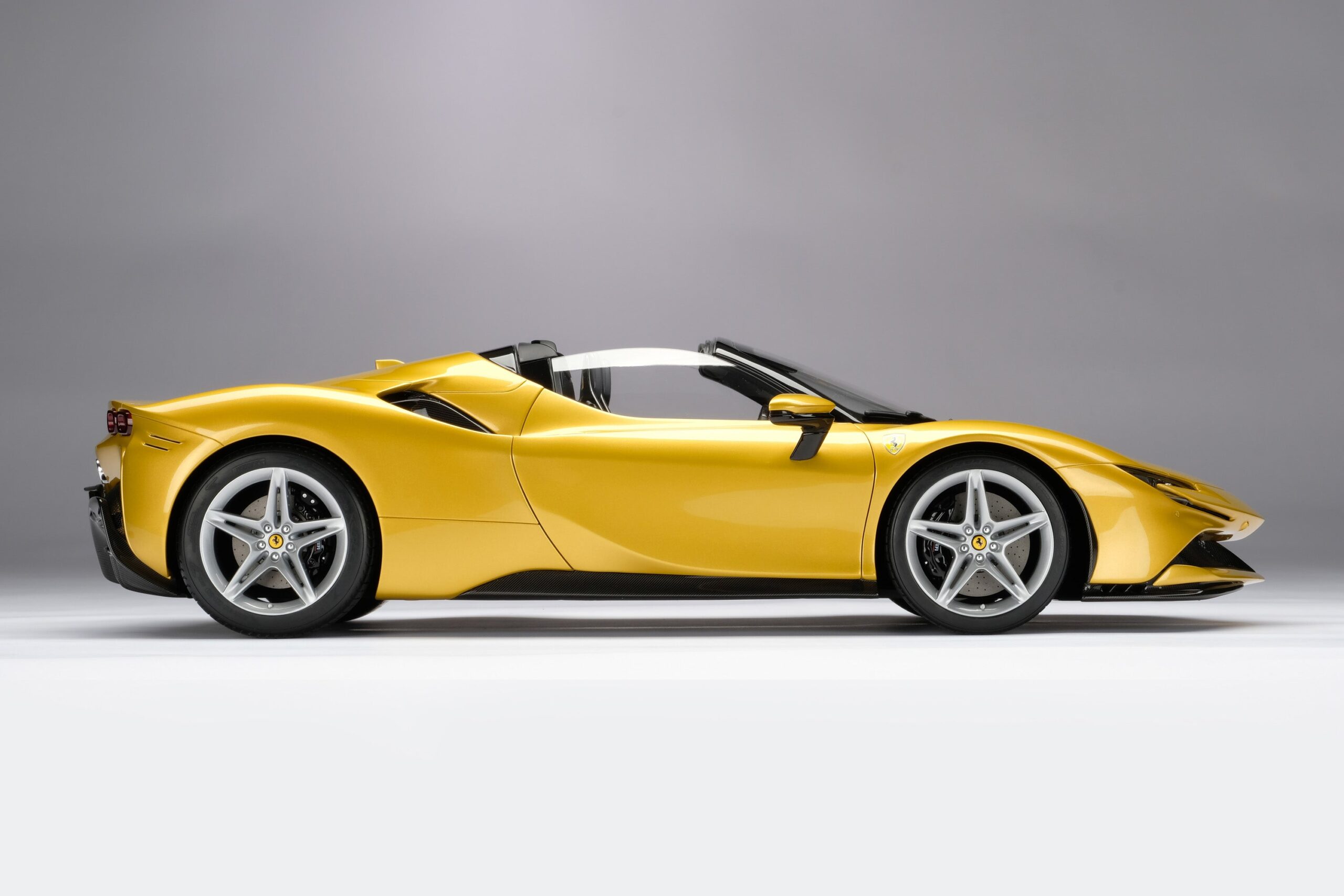 Amalgam Ferrari SF90 Spider (2020) | 1:8 – Bild 17