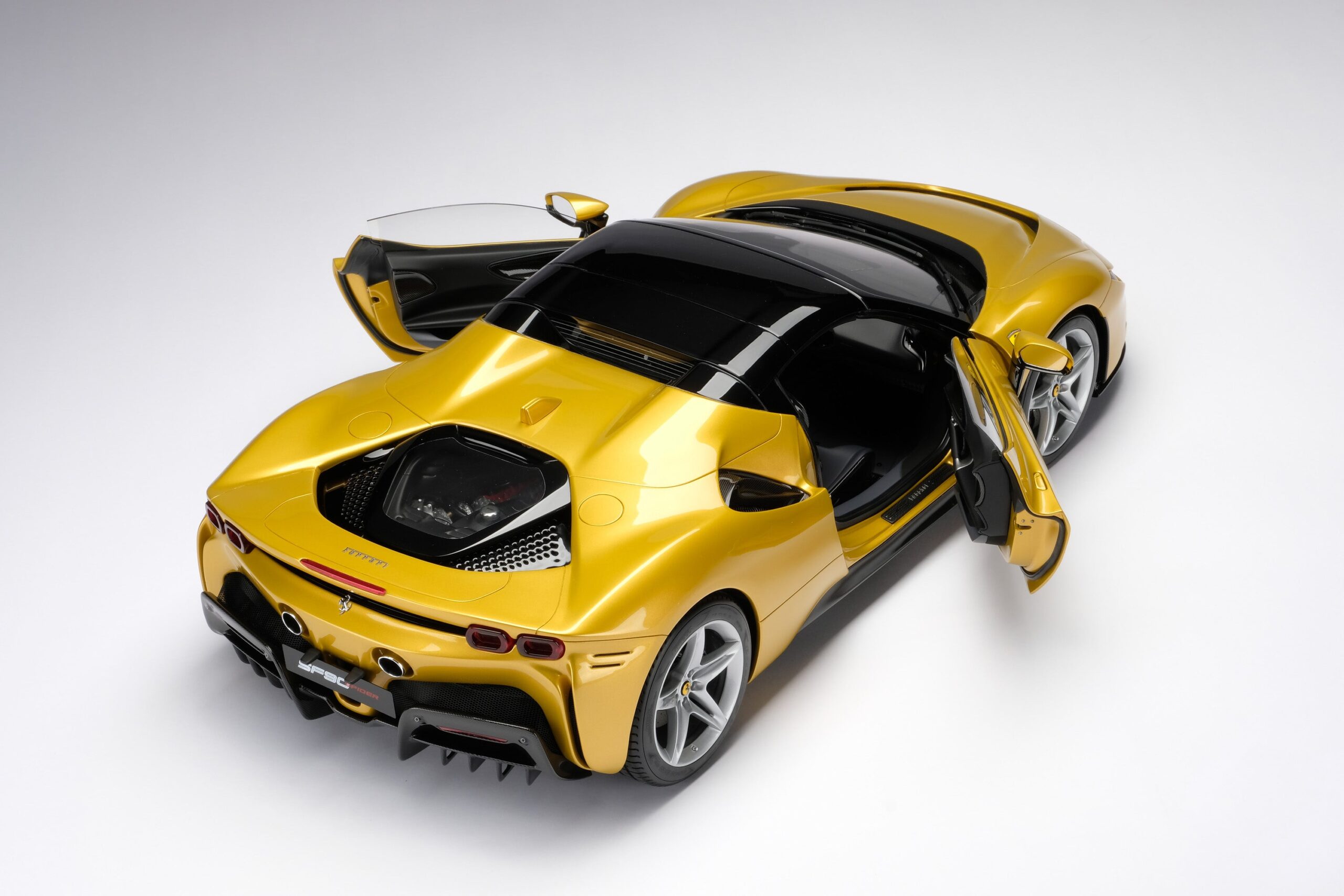 Amalgam Ferrari SF90 Spider (2020) | 1:8 – Bild 20