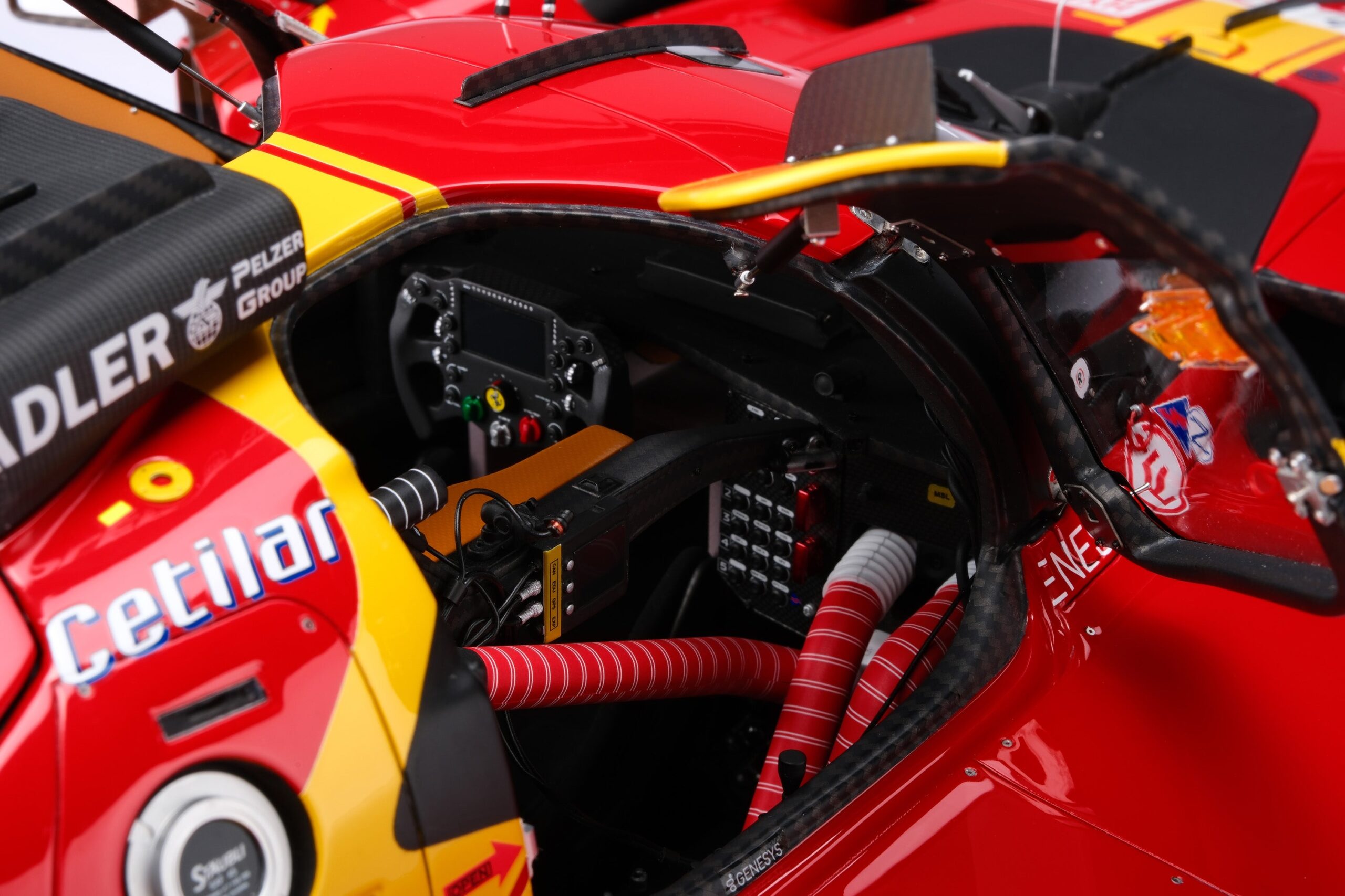 Amalgam Ferrari 499P 2023 Le Mans - Rot | 1:8 – Bild 14