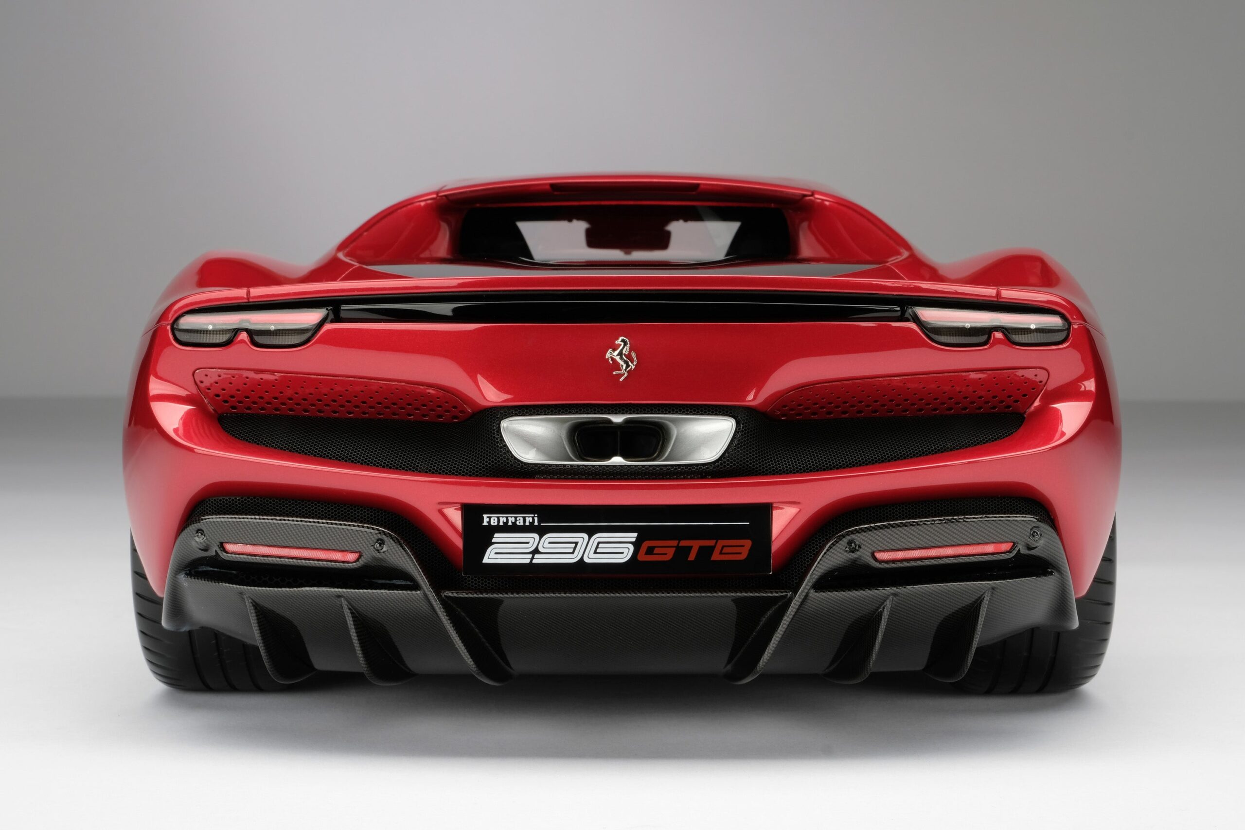 Amalgam Ferrari 296 GTB (2021) - Rot | 1:8 - Image 8