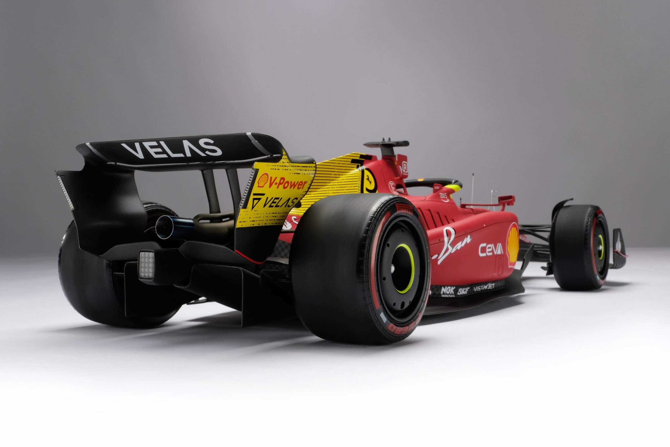 Amalgam Ferrari F1-75 2022 Italian Grand Prix - Rot | 1:8 - Image 9