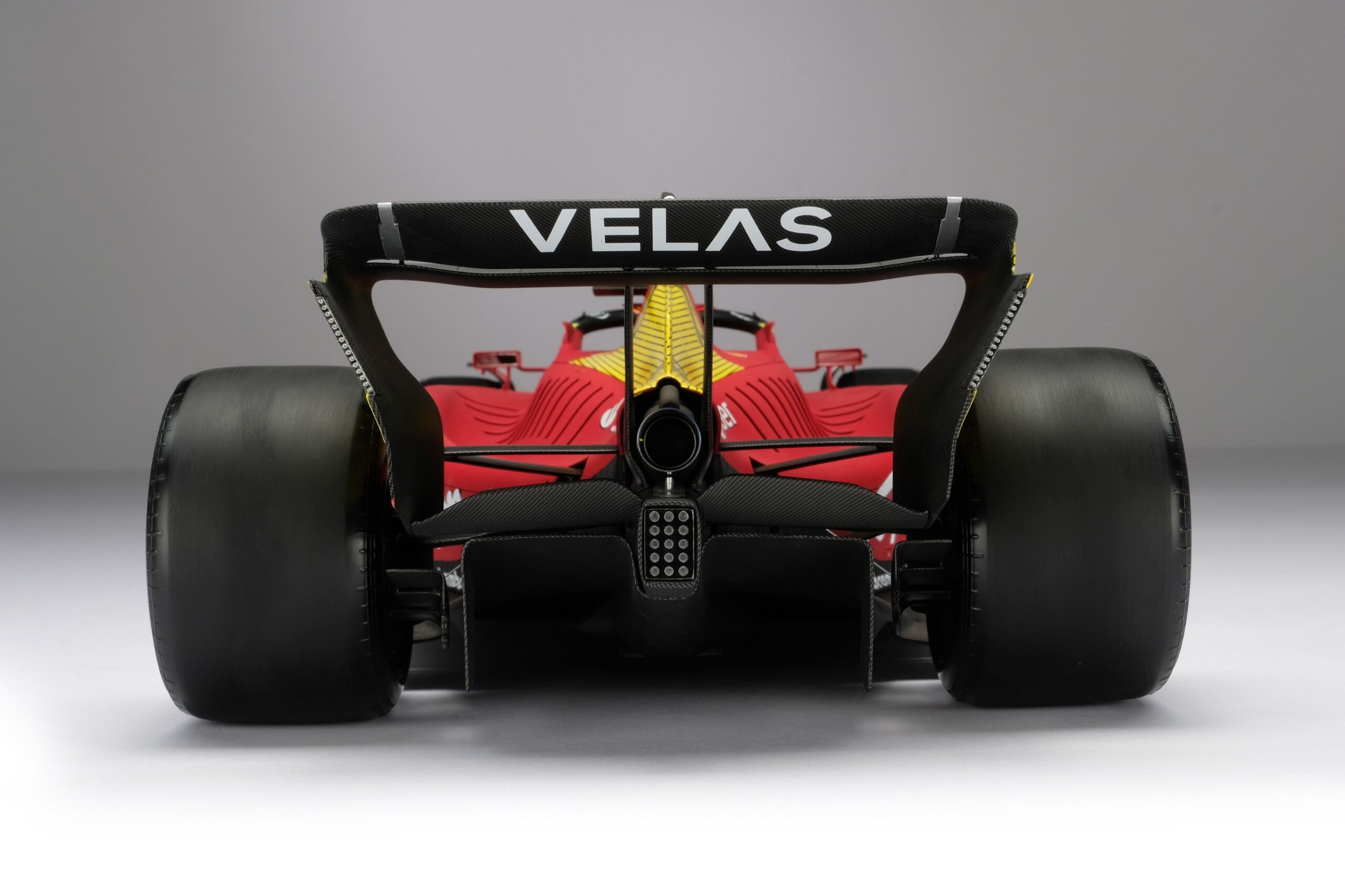 Amalgam Ferrari F1-75 2022 Italian Grand Prix - Rot | 1:8 - Image 10