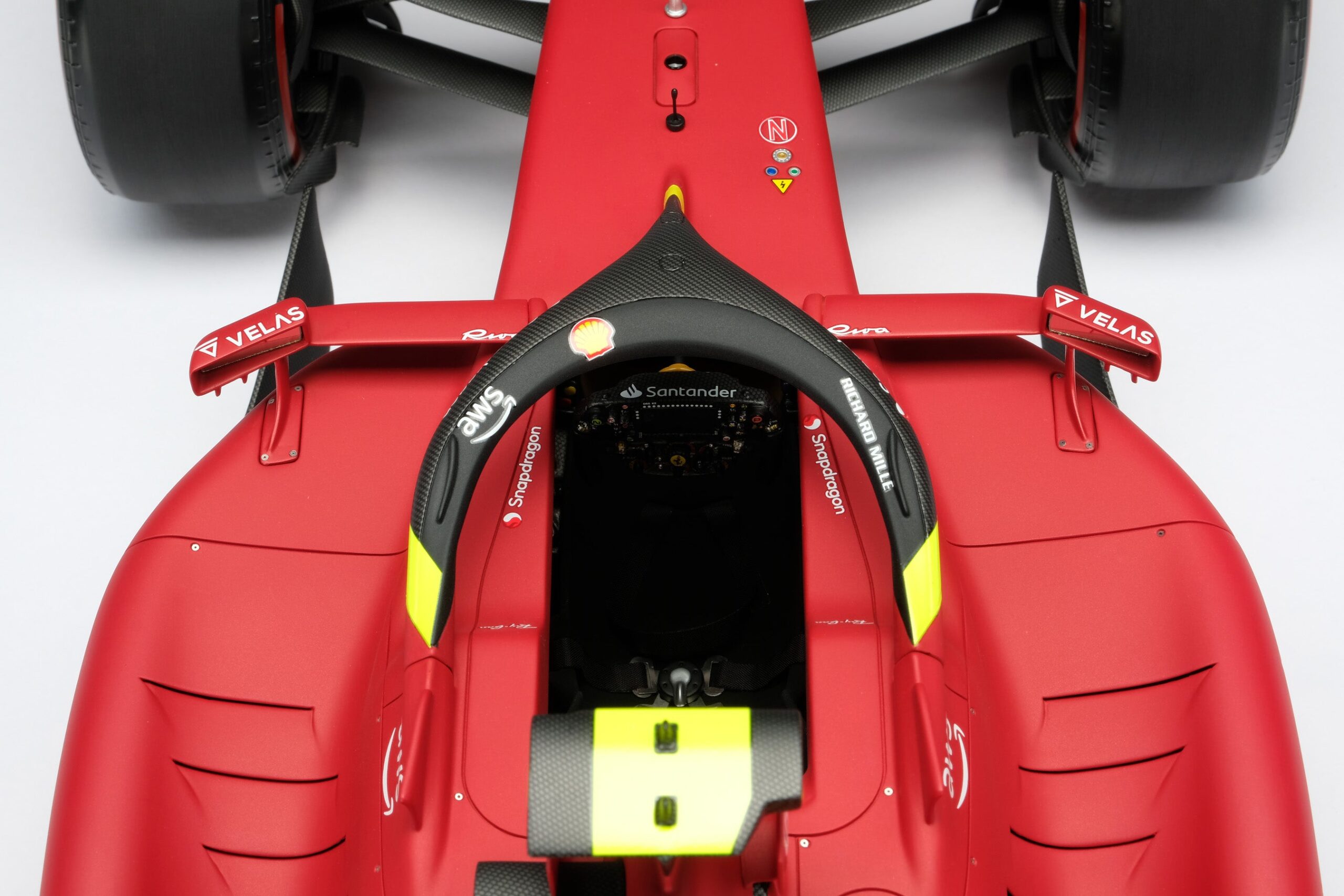 Amalgam Ferrari F1-75 2022 Italian Grand Prix - Rot | 1:8 - Image 39