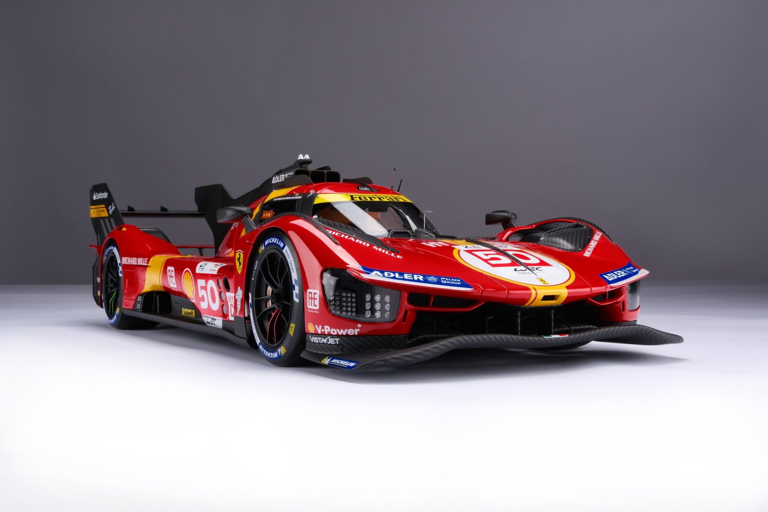 Amalgam Ferrari 499P 2023 Le Mans - Rot | 1:8 – Bild 29