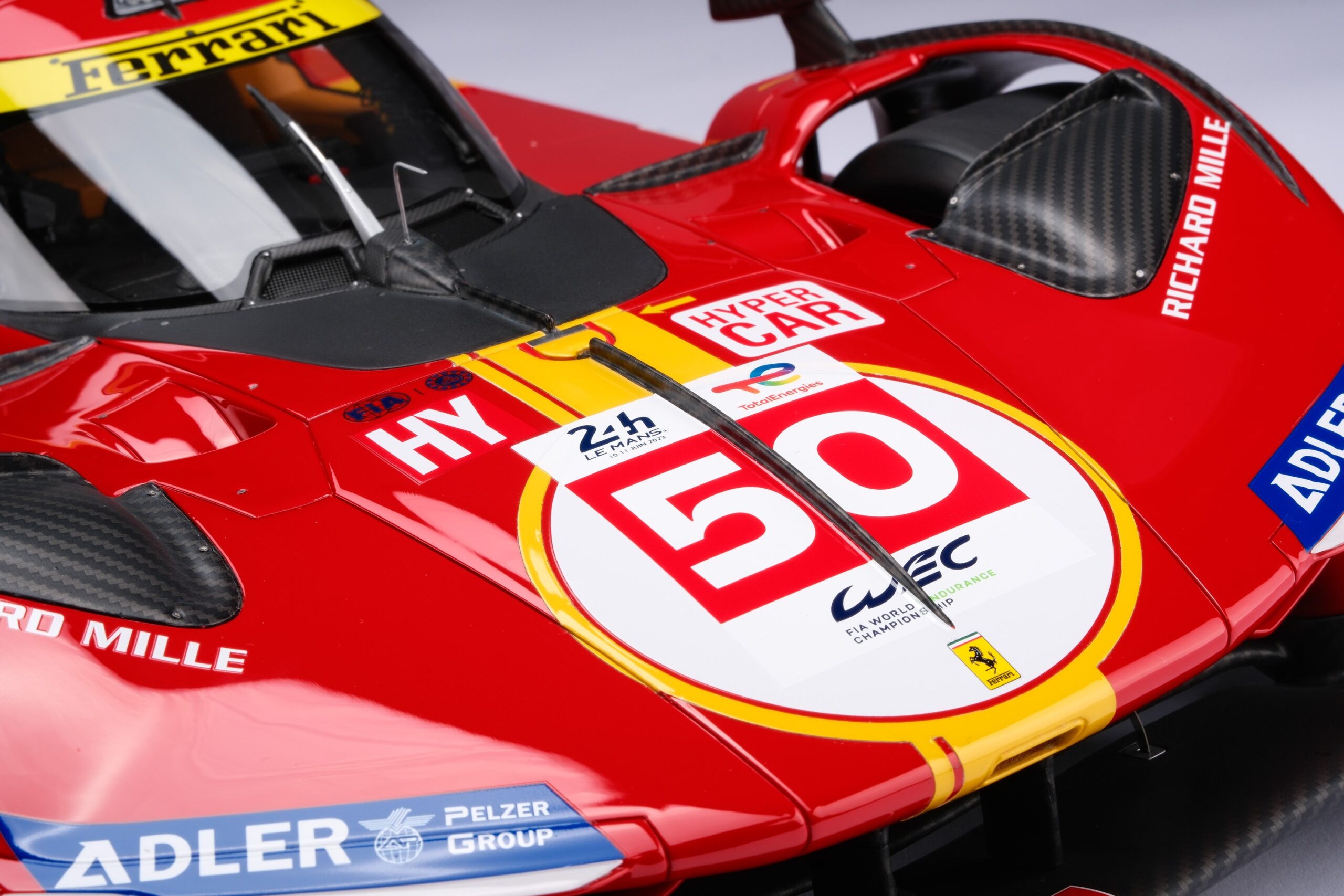 Amalgam Ferrari 499P 2023 Le Mans - Rot | 1:8 – Bild 45