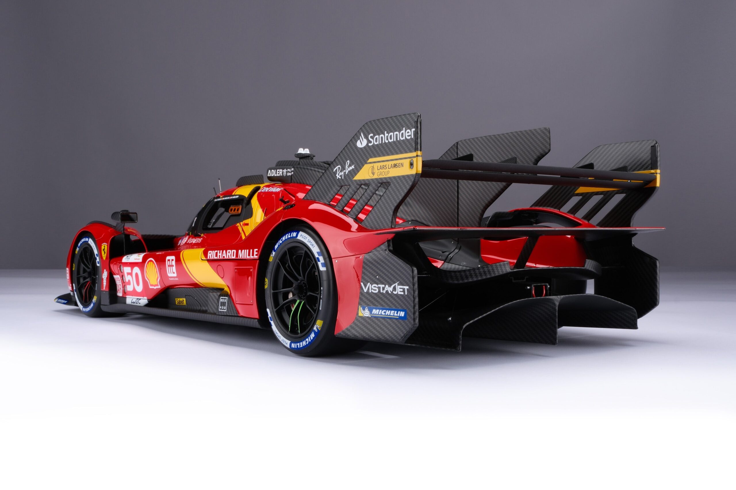 Amalgam Ferrari 499P 2023 Le Mans - Rot | 1:8 – Bild 32