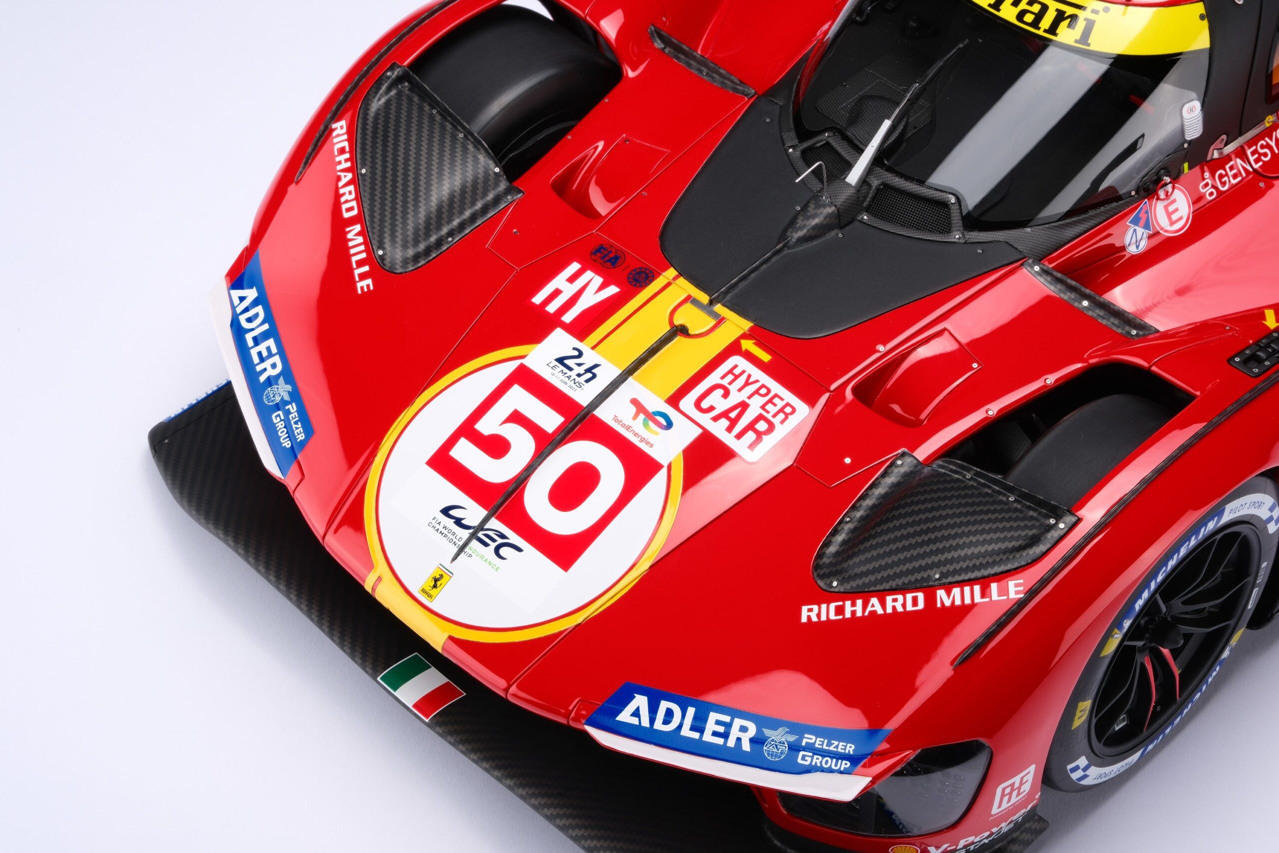 Amalgam Ferrari 499P 2023 Le Mans - Rot | 1:8 – Bild 42