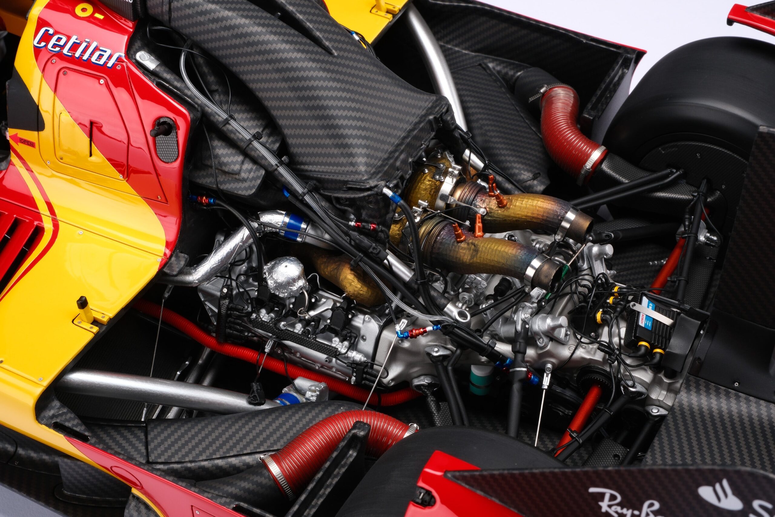 Amalgam Ferrari 499P 2023 Le Mans - Rot | 1:8 – Bild 39