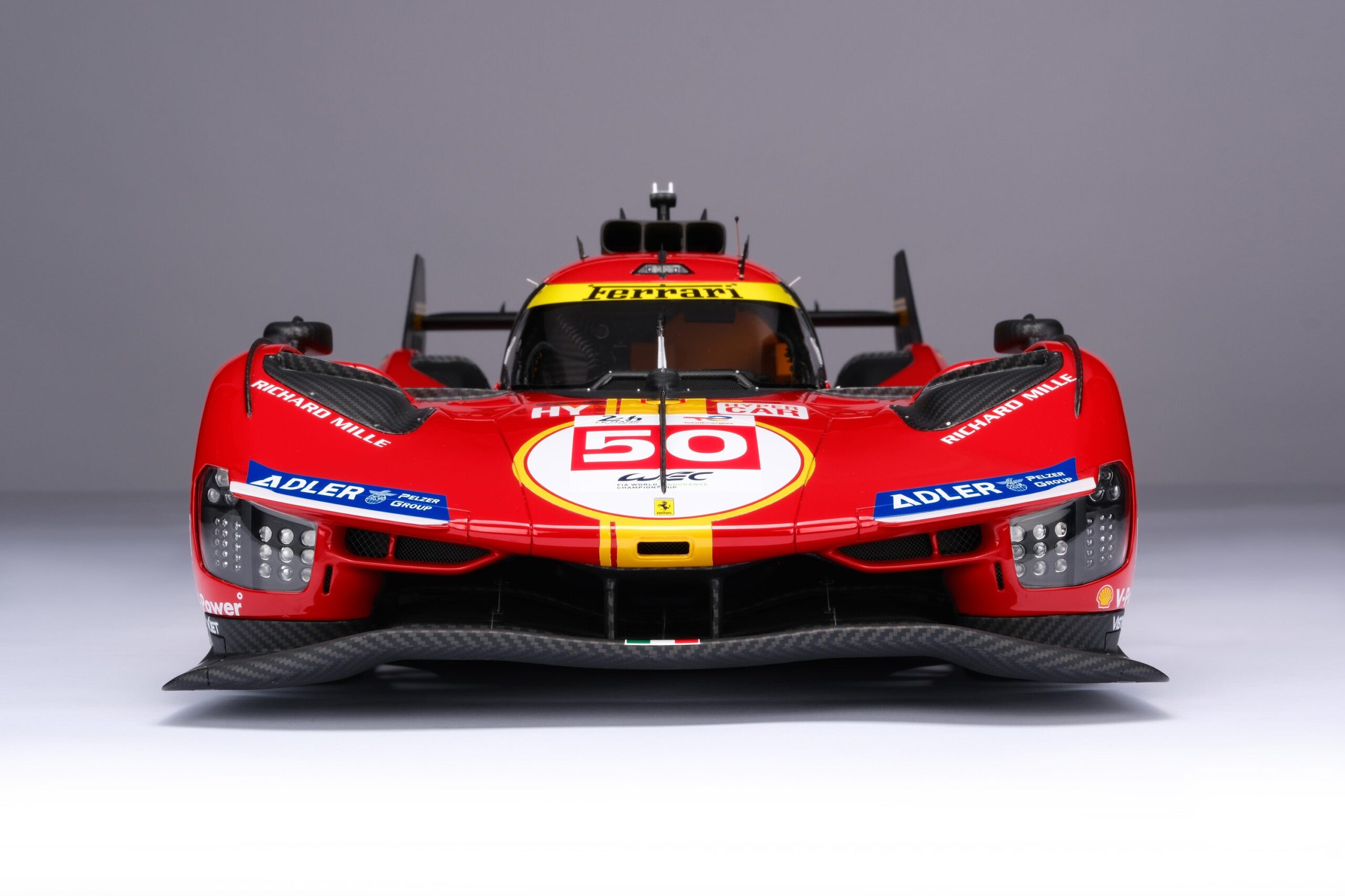 Amalgam Ferrari 499P 2023 Le Mans - Rot | 1:8 – Bild 34