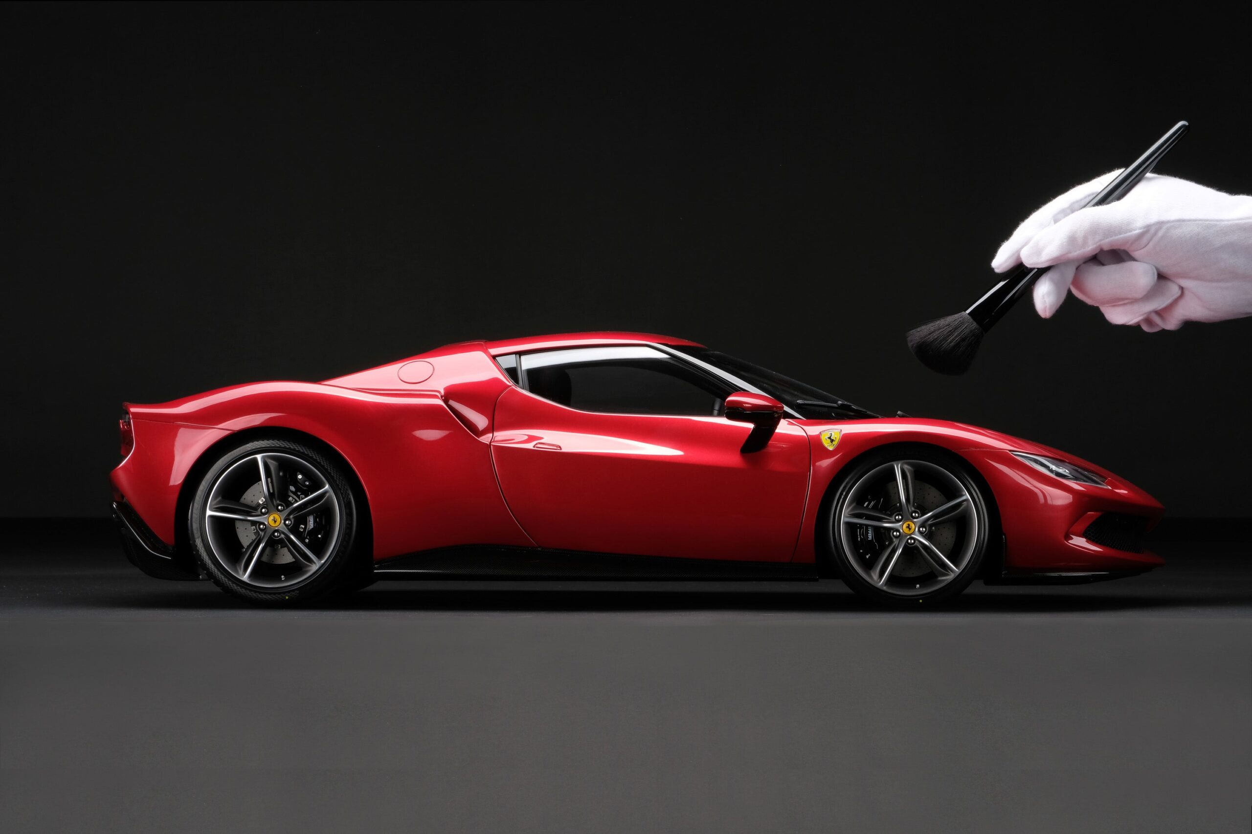 Amalgam Ferrari 296 GTB (2021) - Rot | 1:8 - Image 3