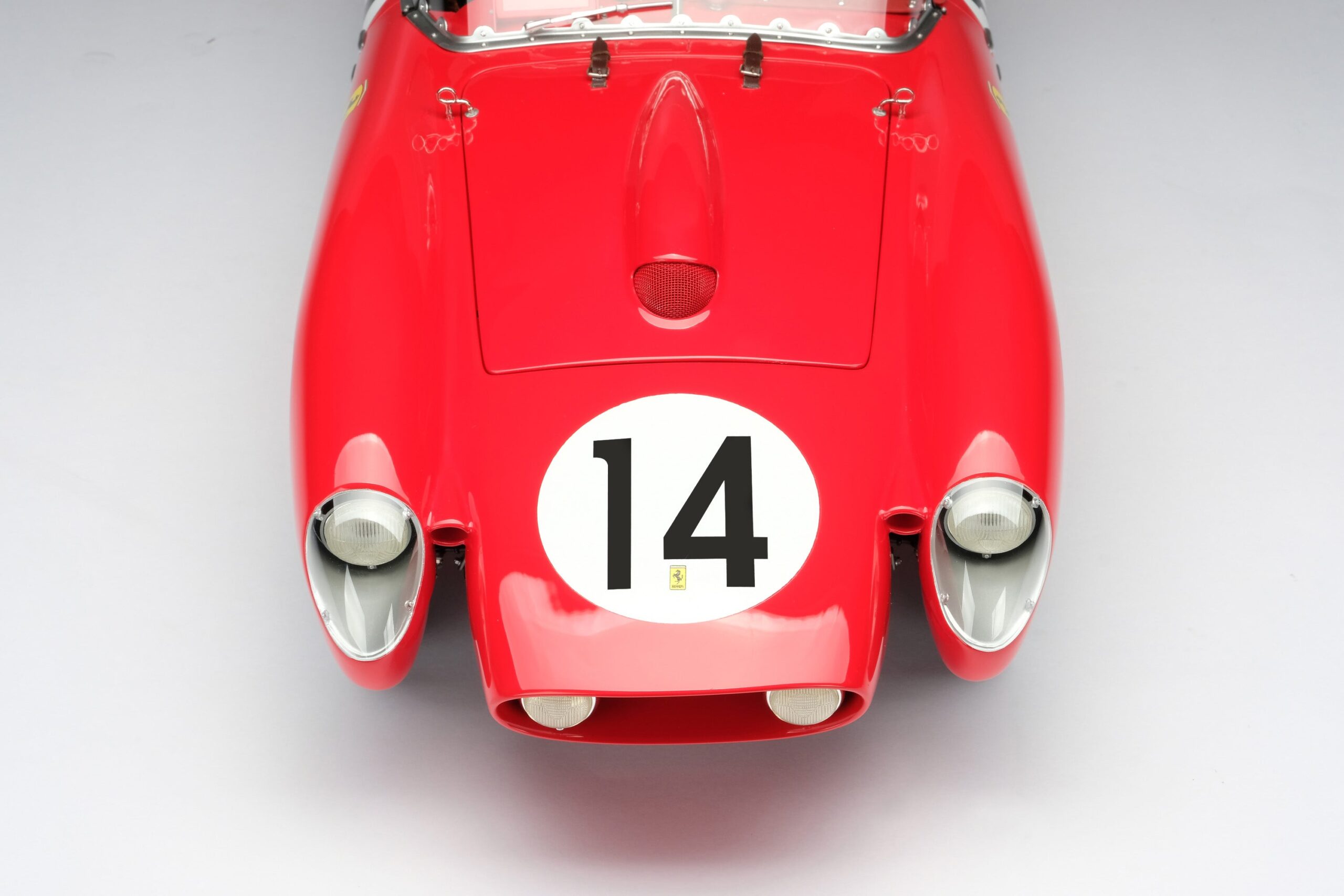 Amalgam Ferrari 250 TR 1958 Sebring 12 Hours Winner | 1:8 - 画像7