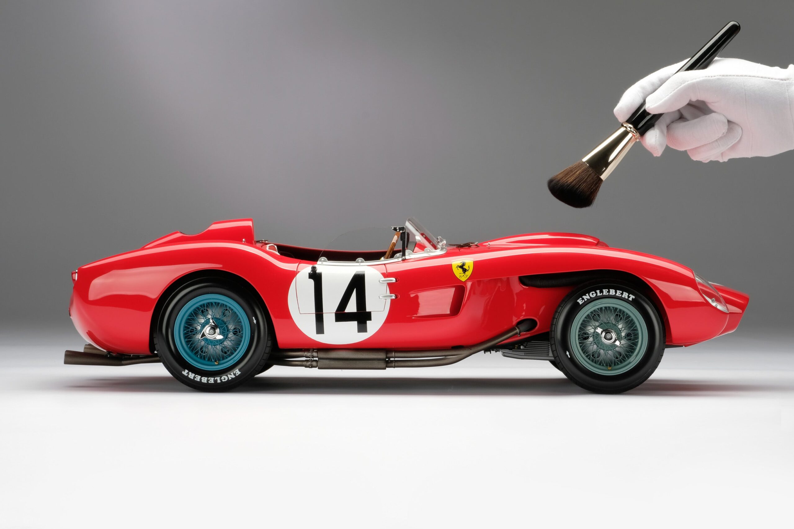 Amalgam Ferrari 250 TR 1958 Sebring 12 Hours Winner | 1:8 - 画像3