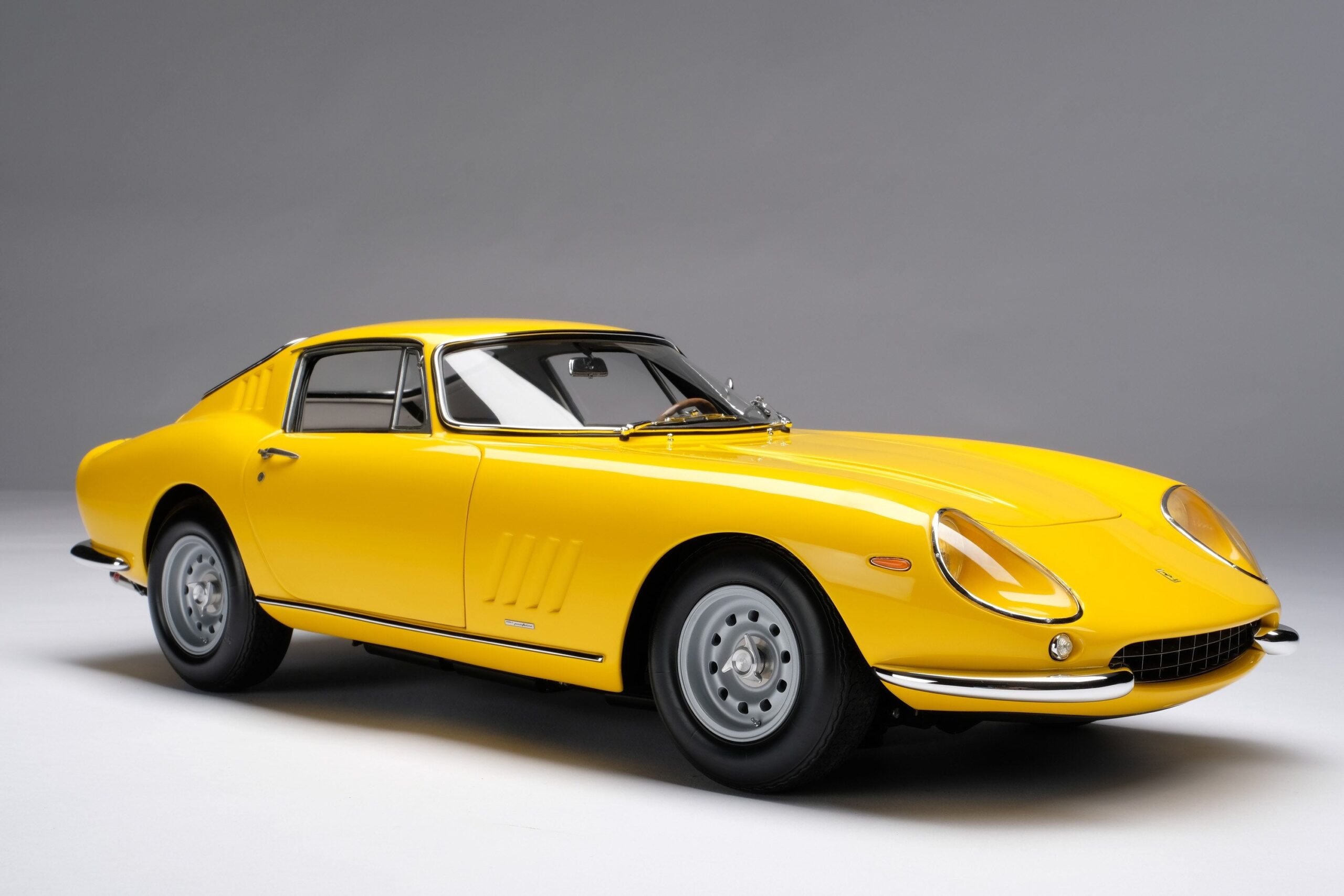 Amalgam フェラーリ 275 GTB/4 パリモーターショー 1966 - イエロー | 1:8