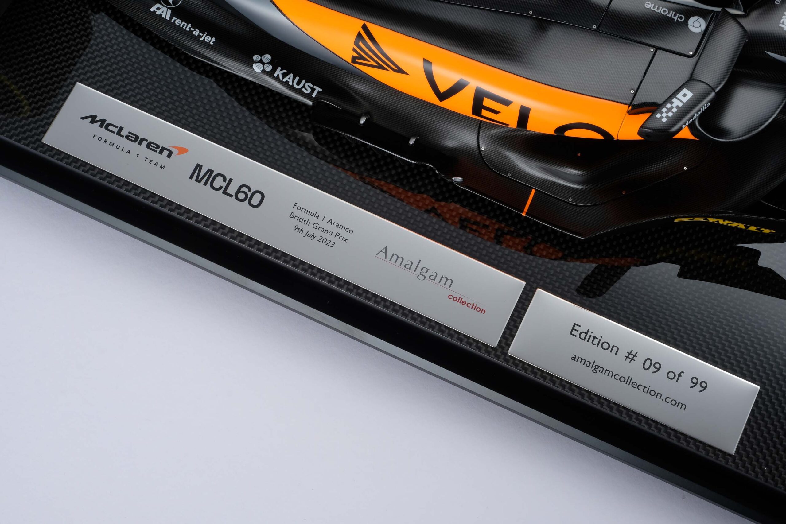 Amalgam McLaren MCL60 2023 United Kingdom Grand Prix - Chrom | 1:8 - Image 19