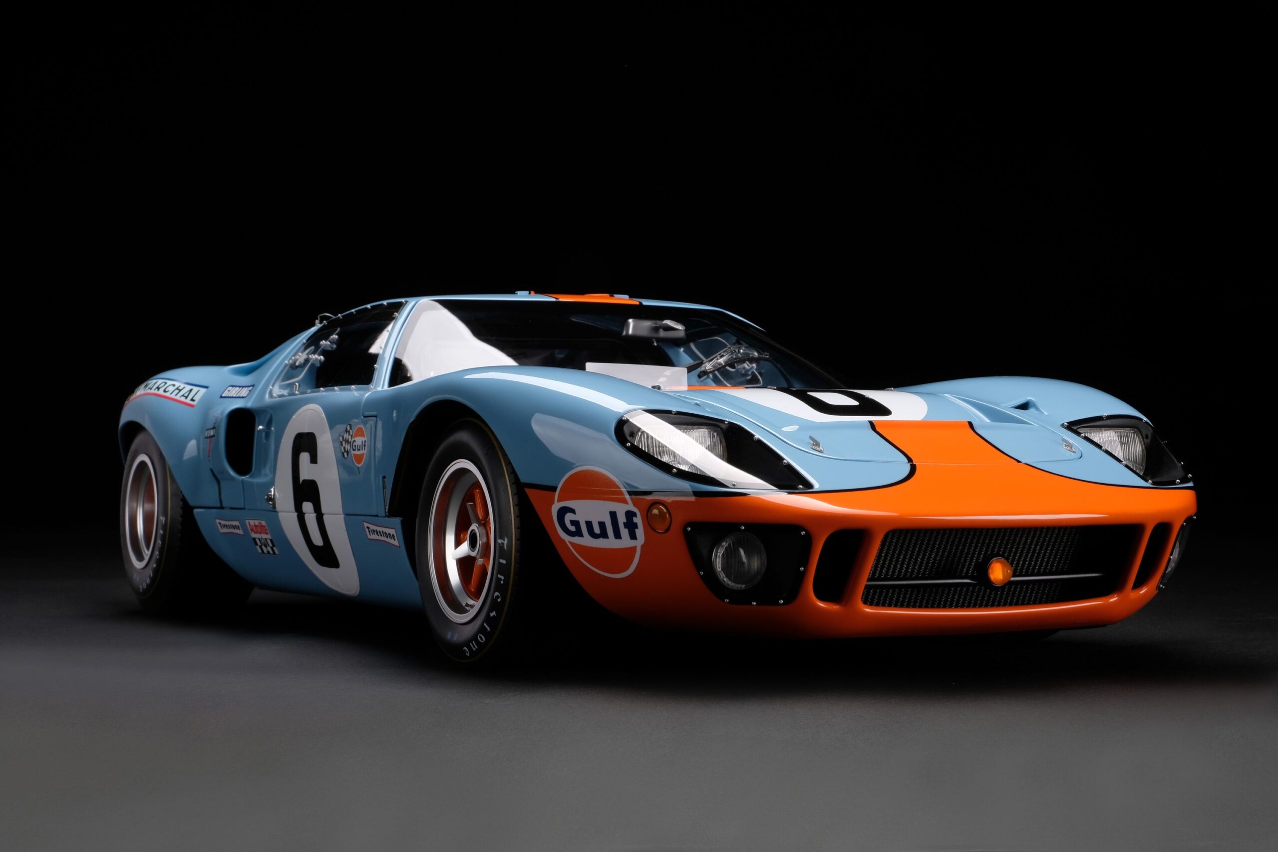 Amalgam Ford GT40 1969 Le Mans Winner | 1:8