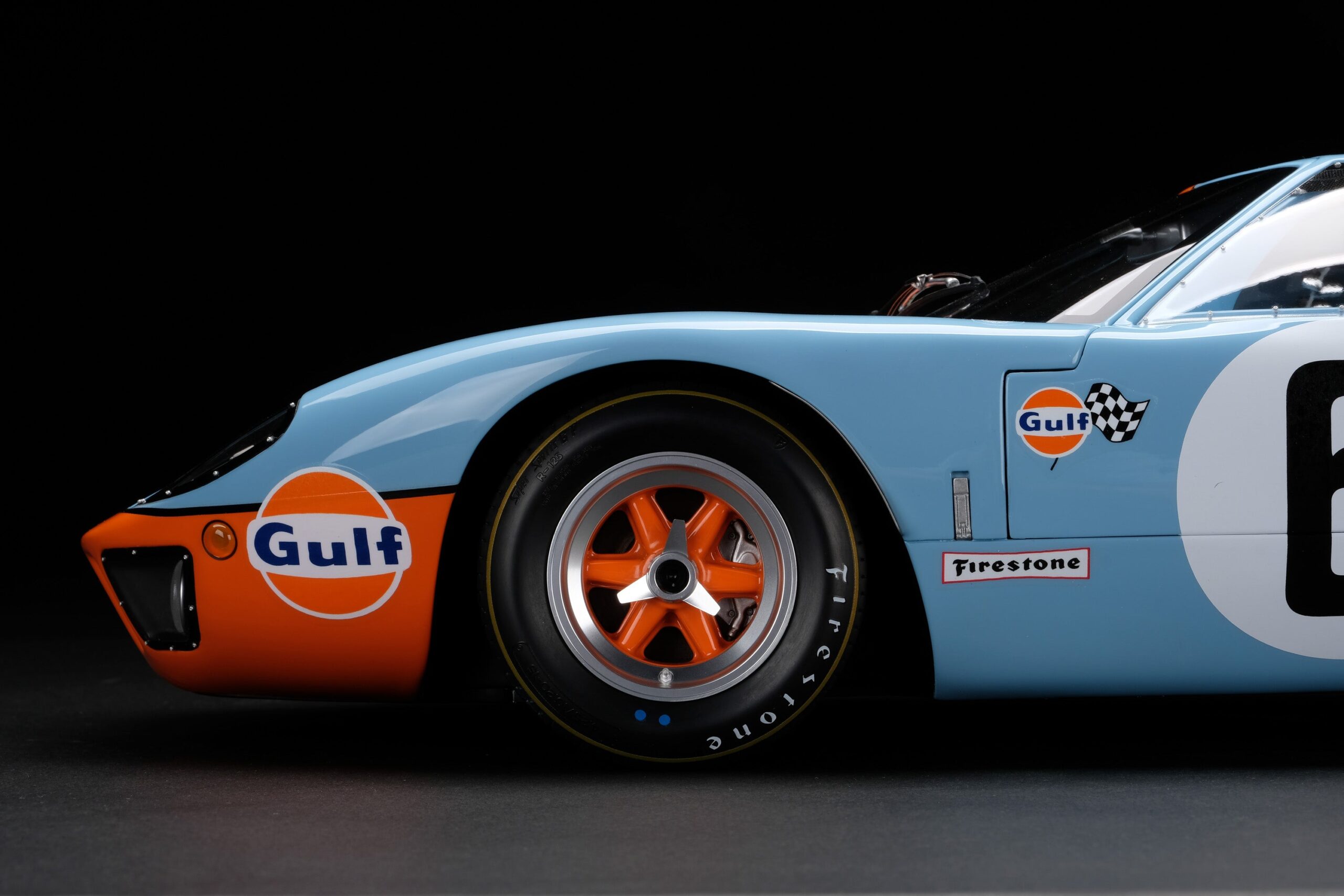 Amalgam Ford GT40 1969 Le Mans Winner | 1:8 – Bild 11
