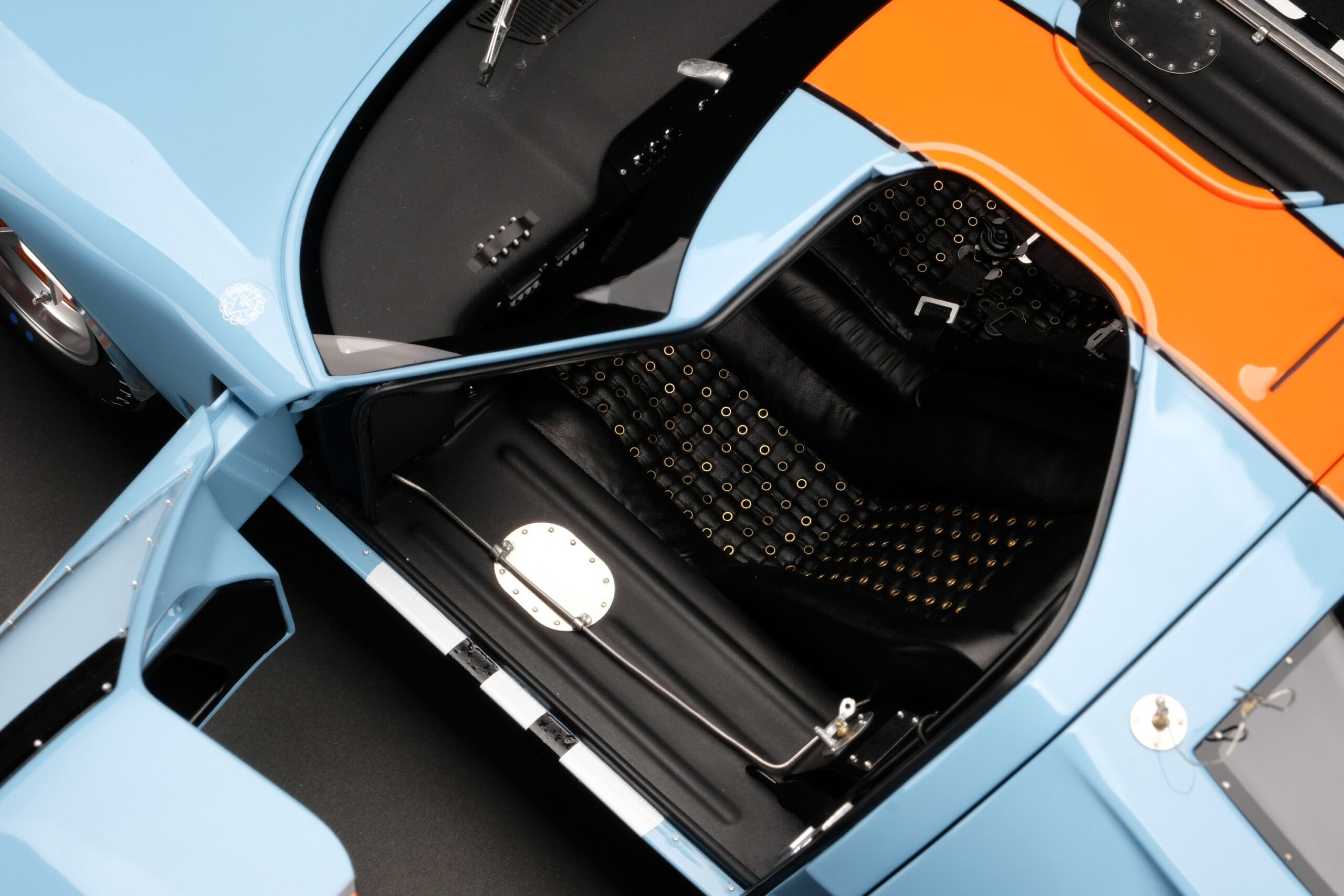 Amalgam Ford GT40 1969 Le Mans Winner | 1:8 – Bild 10