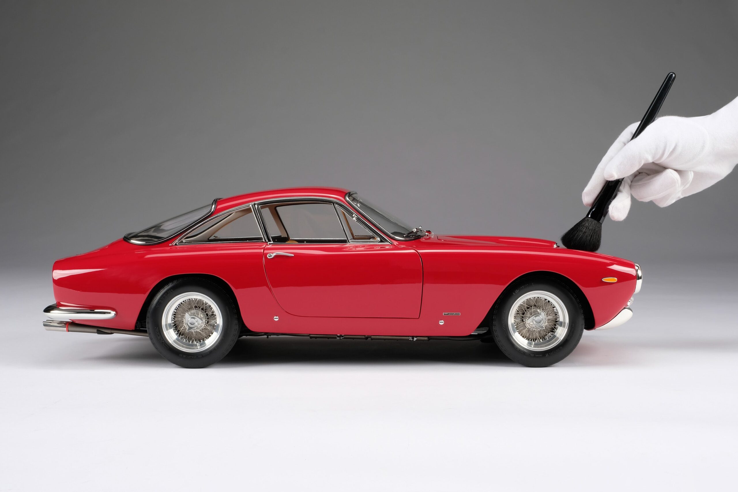 Amalgam Ferrari 250 GT Lusso (1962) - Silber | 1:8 - Imagen 4