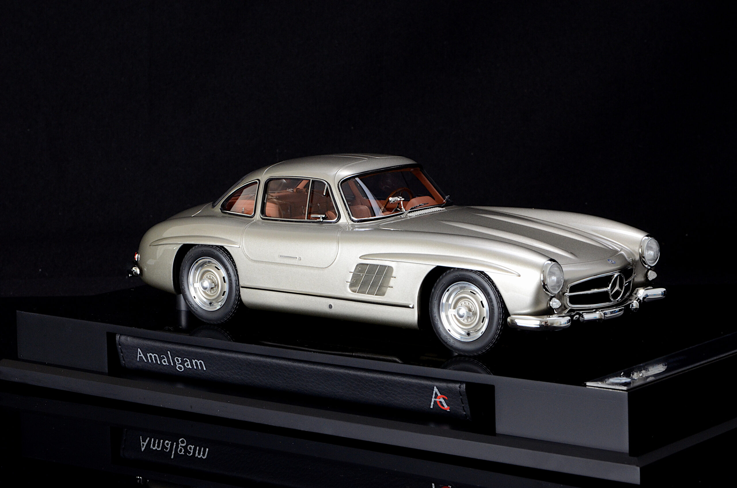 Amalgam Mercedes-Benz 300SL Gullwing 1:18 - 1/18 – Bild 4