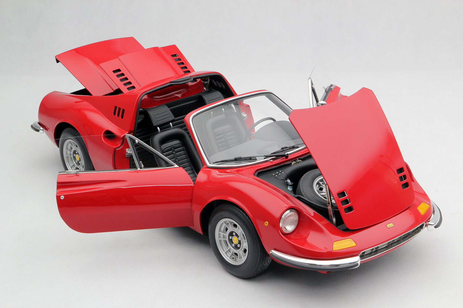 Amalgam Ferrari Dino 246 GTS (1972) - Rot | 1:8 - 画像33