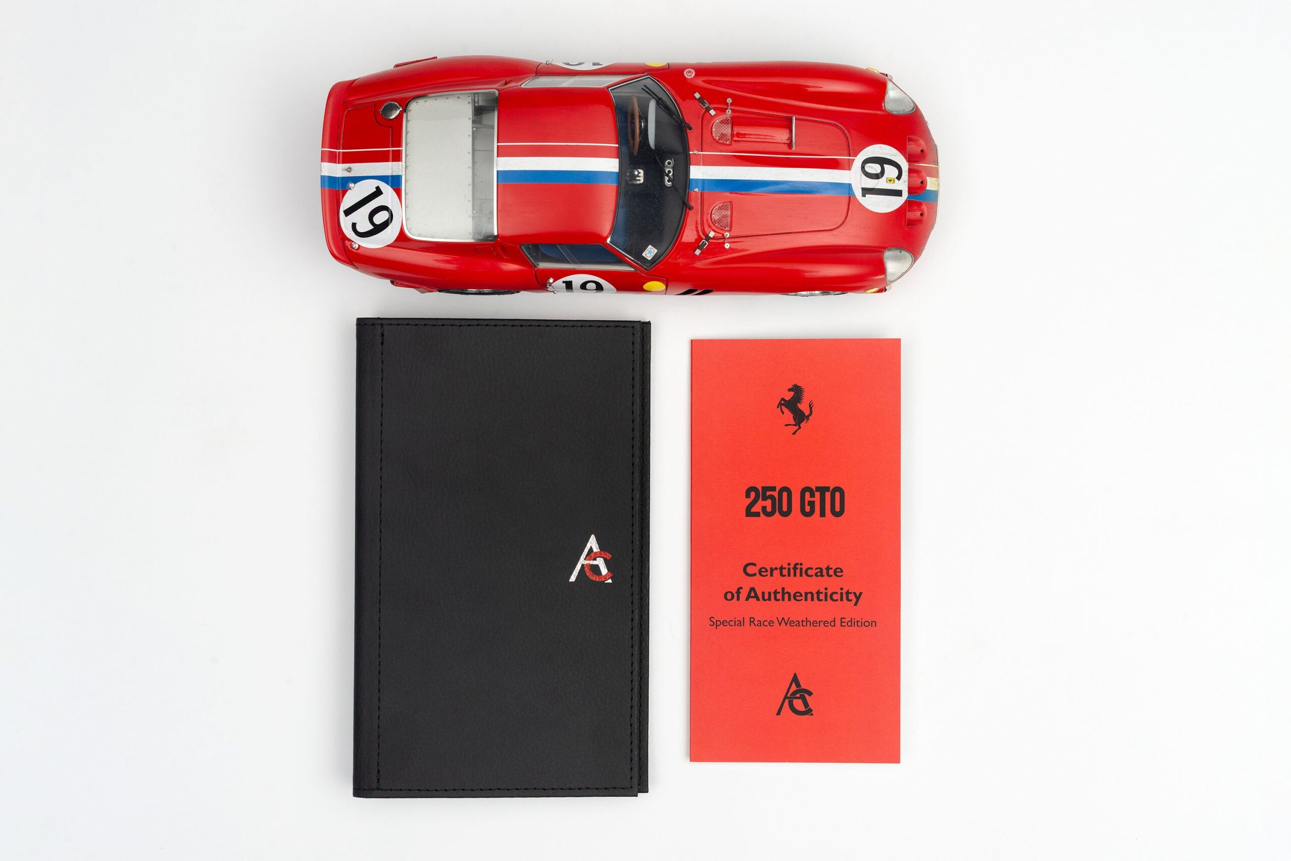 Amalgam Ferrari 250 GTO 3705GT 1962 Le Mans Class Winner Race Weathered - Rot | 1:18 - Image 23