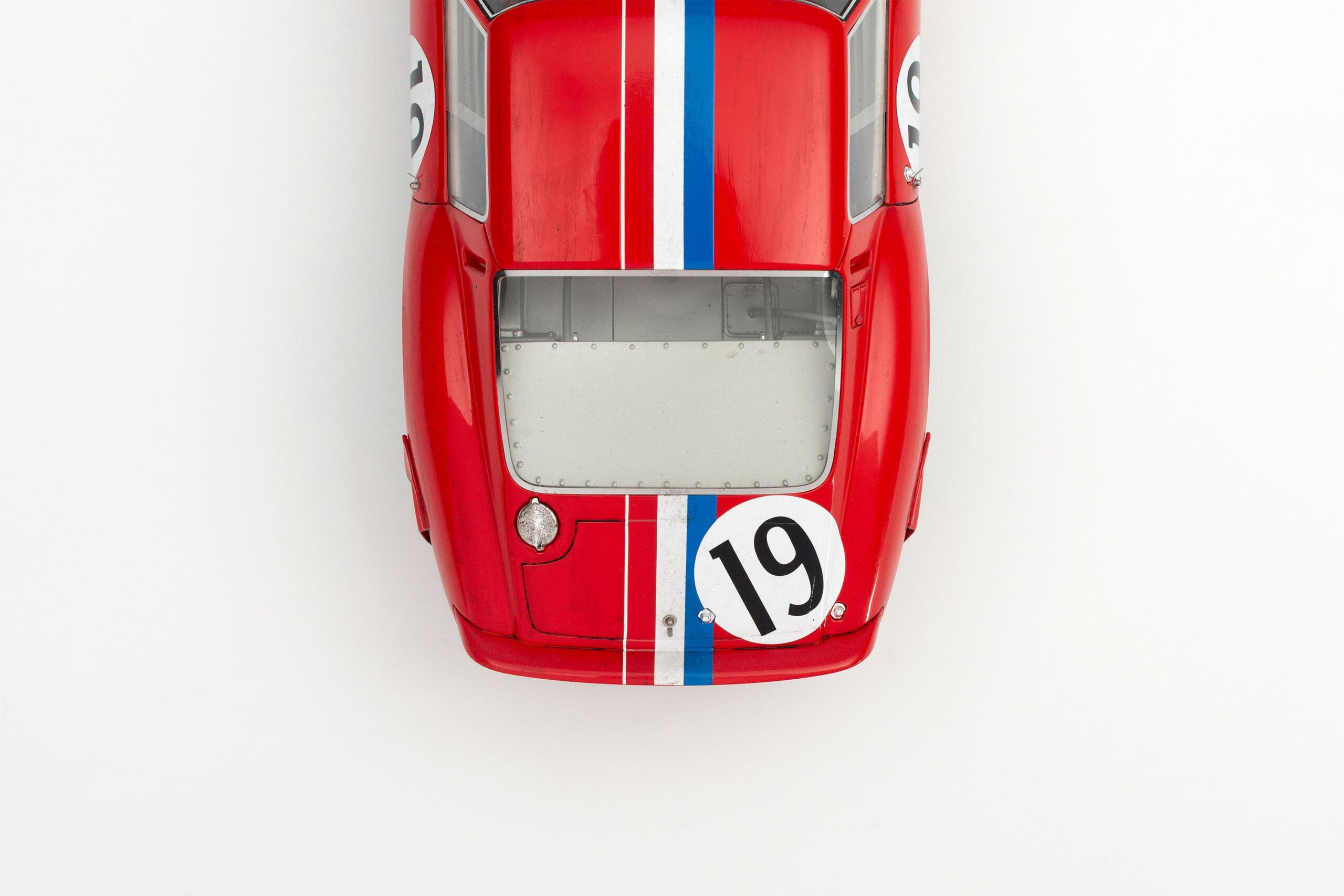 Amalgam Ferrari 250 GTO 3705GT 1962 Le Mans Class Winner Race Weathered - Rot | 1:18 - Image 13