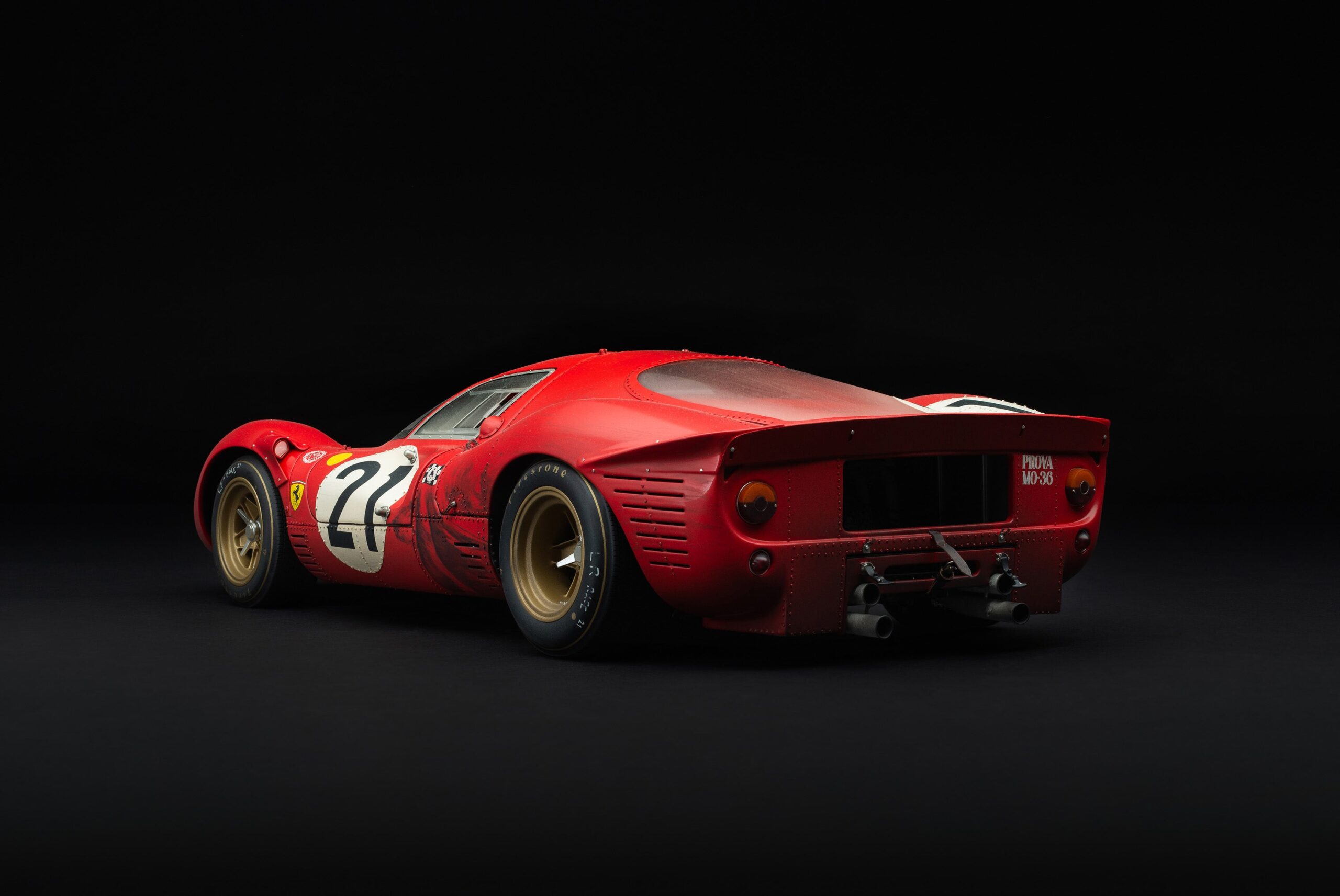 Amalgam Ferrari 330 P4 1967 Le Mans 2nd Place Race Weathered - Rot | 1:8 - Image 9
